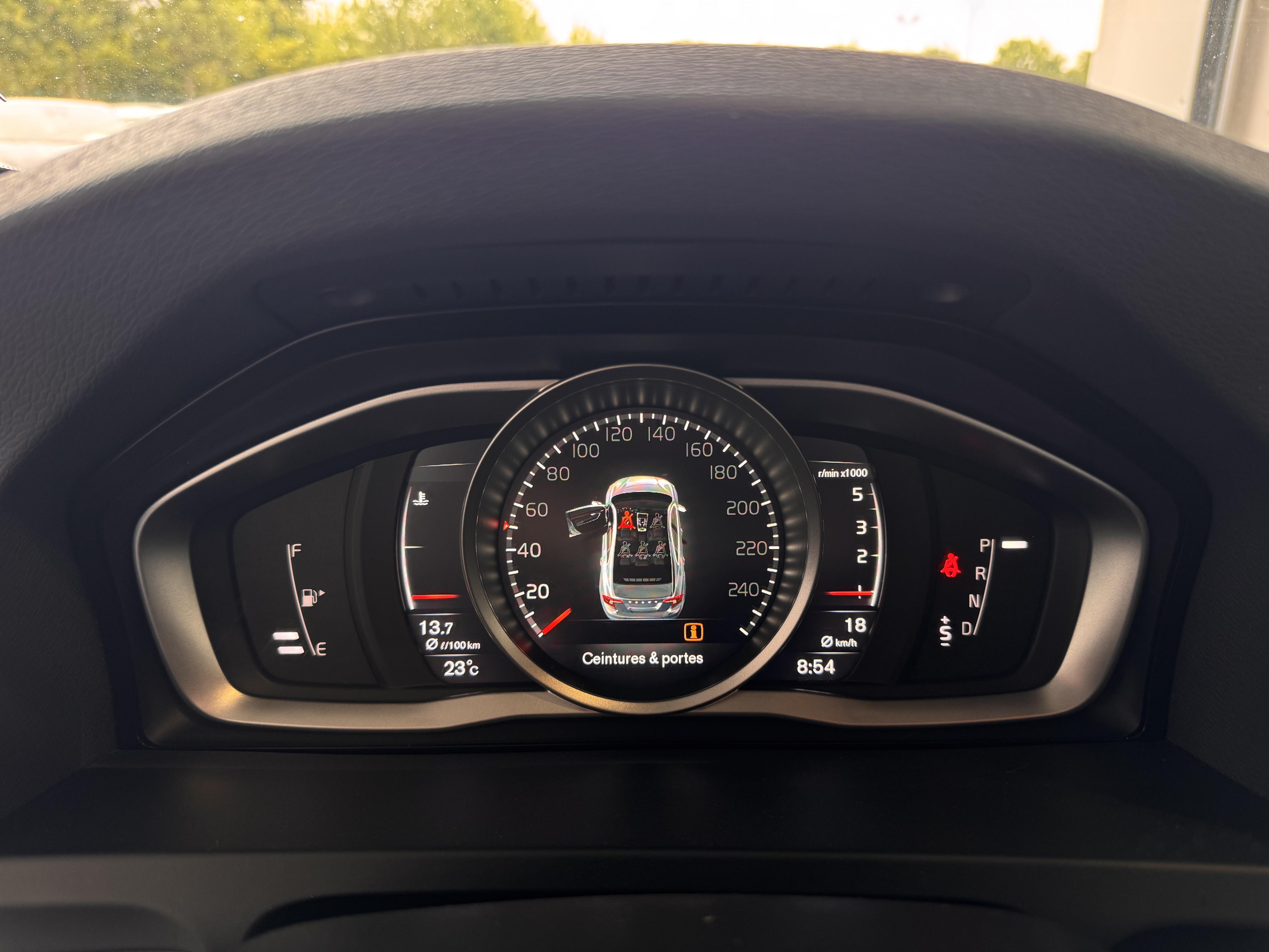 VOLVO S60 D2 120 ch Stop&Start Geartronic 6 Business - Véhicule Occasion Océane Auto