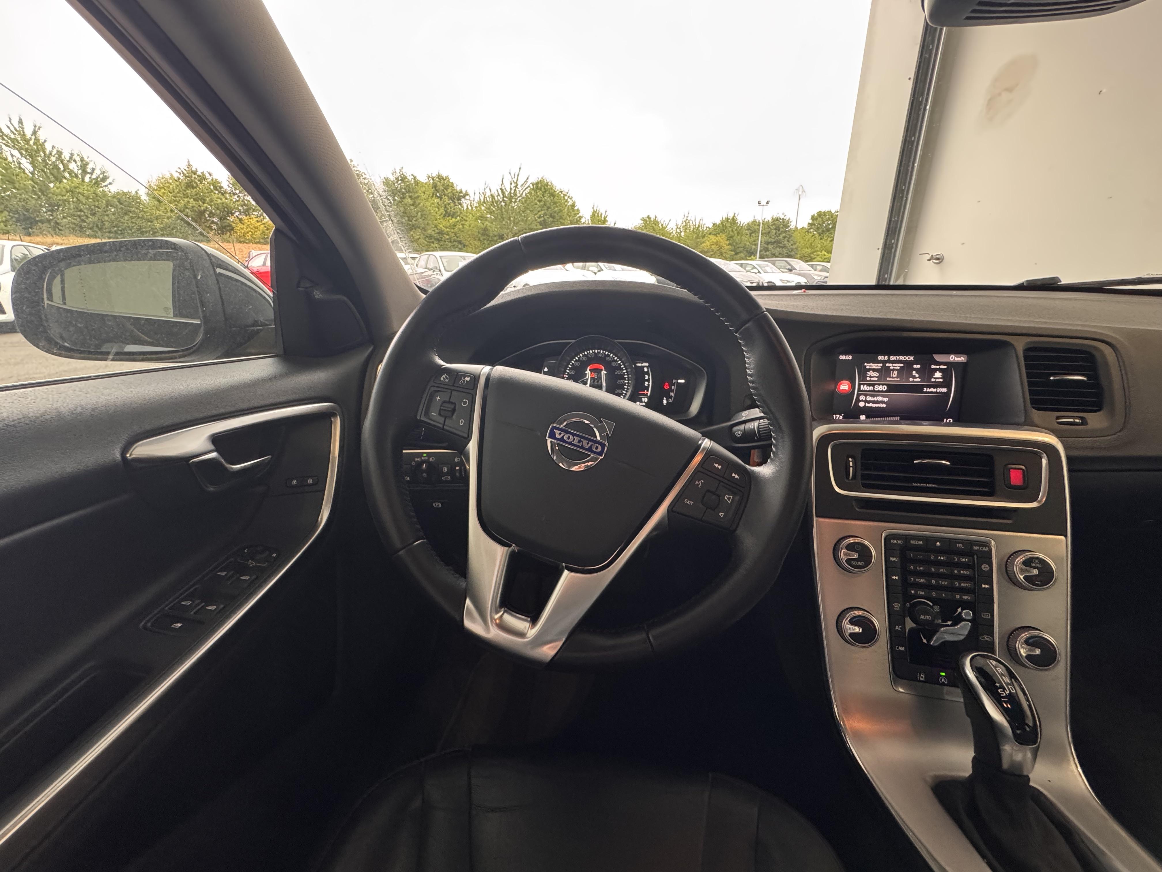 VOLVO S60 D2 120 ch Stop&Start Geartronic 6 Business - Véhicule Occasion Océane Auto