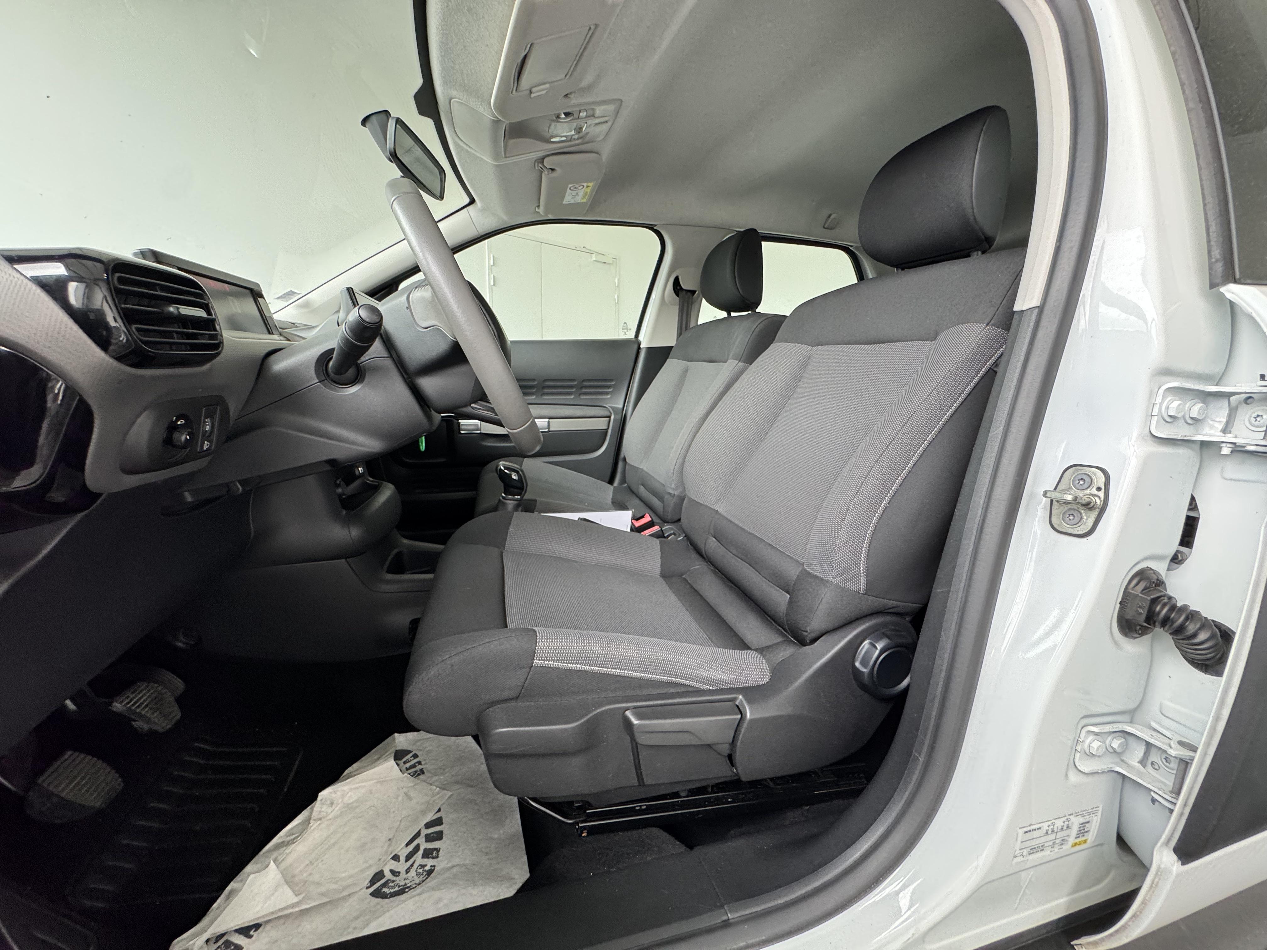 CITROEN C4 Cactus PureTech 82 Feel - Véhicule Occasion - Océane Auto CITROEN C4 Cactus PureTech 82 Feel - Véhicule Occasion Océane Auto