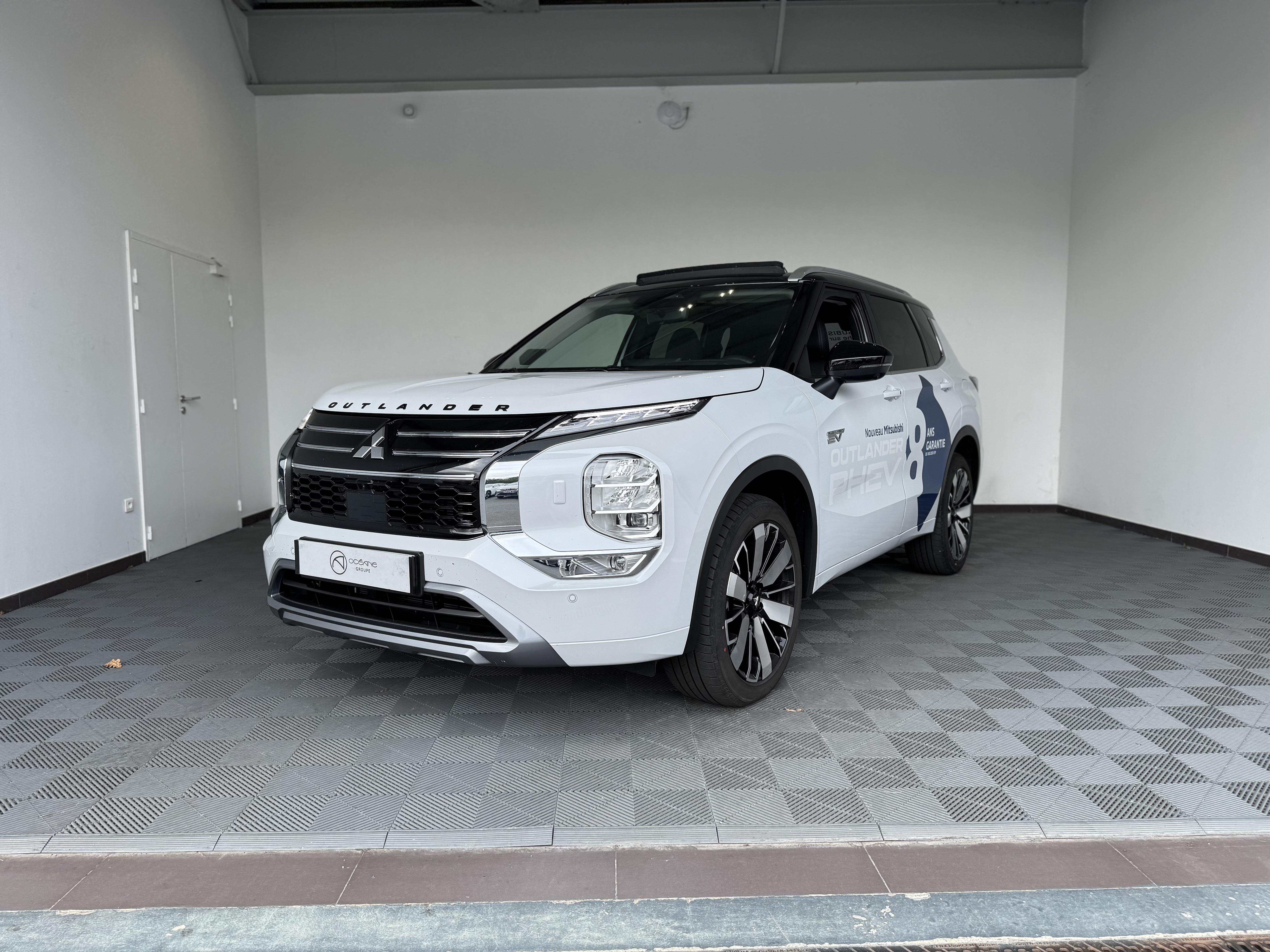 MITSUBISHI Outlander 2.4 MIVEC PHEV 306 4WD Instyle - Véhicule Occasion - Océane Auto MITSUBISHI Outlander 2.4 MIVEC PHEV 306 4WD Instyle - Véhicule Occasion Océane Auto