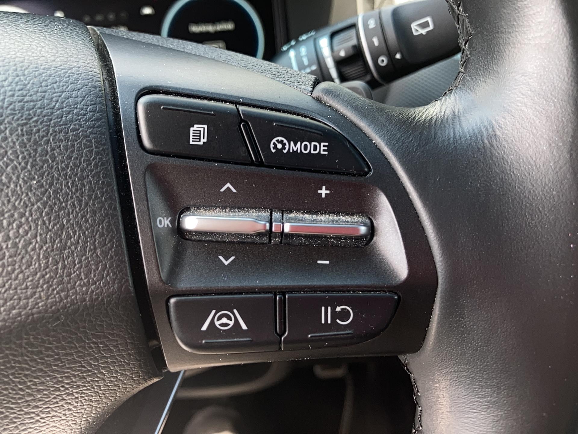 HYUNDAI Kona Electrique 39 kWh - 136 ch Intuitive - Véhicule Occasion - Océane Auto HYUNDAI Kona Electrique 39 kWh - 136 ch Intuitive - Véhicule Occasion Océane Auto