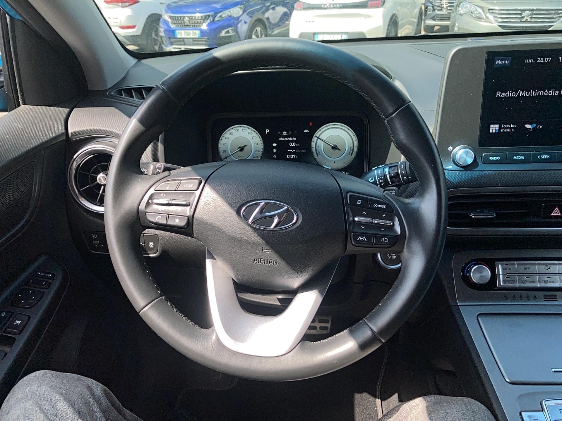 HYUNDAI Kona Electrique 39 kWh - 136 ch Intuitive - Véhicule Occasion - Océane Auto HYUNDAI Kona Electrique 39 kWh - 136 ch Intuitive - Véhicule Occasion Océane Auto