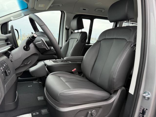 HYUNDAI Staria 1.6 T-GDI 225 Hybrid BVA6 Executive - Véhicule Occasion - Océane Auto HYUNDAI Staria 1.6 T-GDI 225 Hybrid BVA6 Executive - Véhicule Occasion Océane Auto