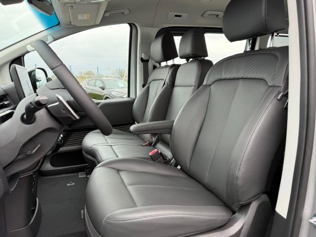 HYUNDAI Staria 1.6 T-GDI 225 Hybrid BVA6 Executive - Véhicule Occasion - Océane Auto HYUNDAI Staria 1.6 T-GDI 225 Hybrid BVA6 Executive - Véhicule Occasion Océane Auto