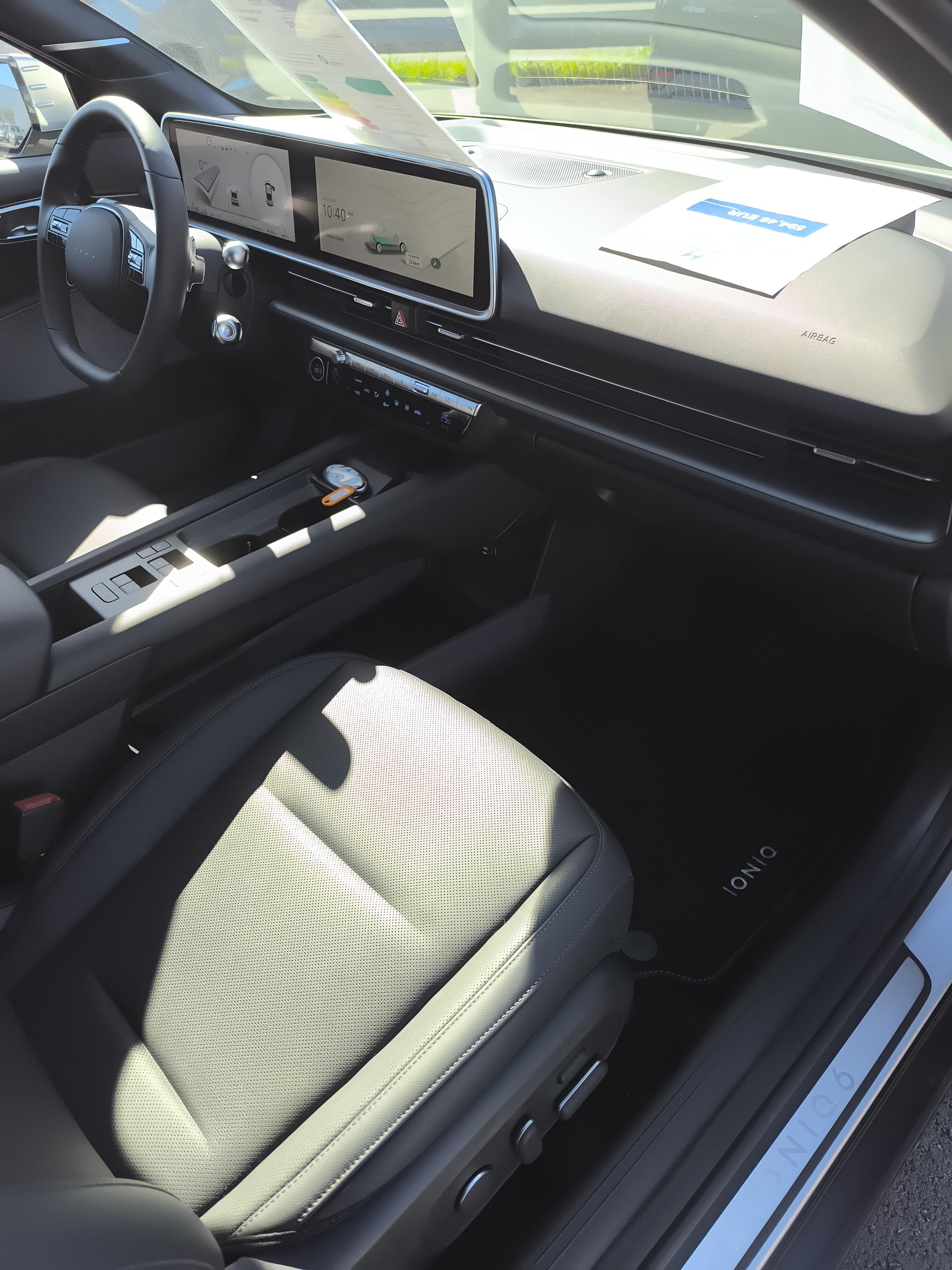 HYUNDAI Ioniq 6 77 kWh HTRAC - 325 ch Executive - Véhicule Occasion - Océane Auto HYUNDAI Ioniq 6 77 kWh HTRAC - 325 ch Executive - Véhicule Occasion Océane Auto