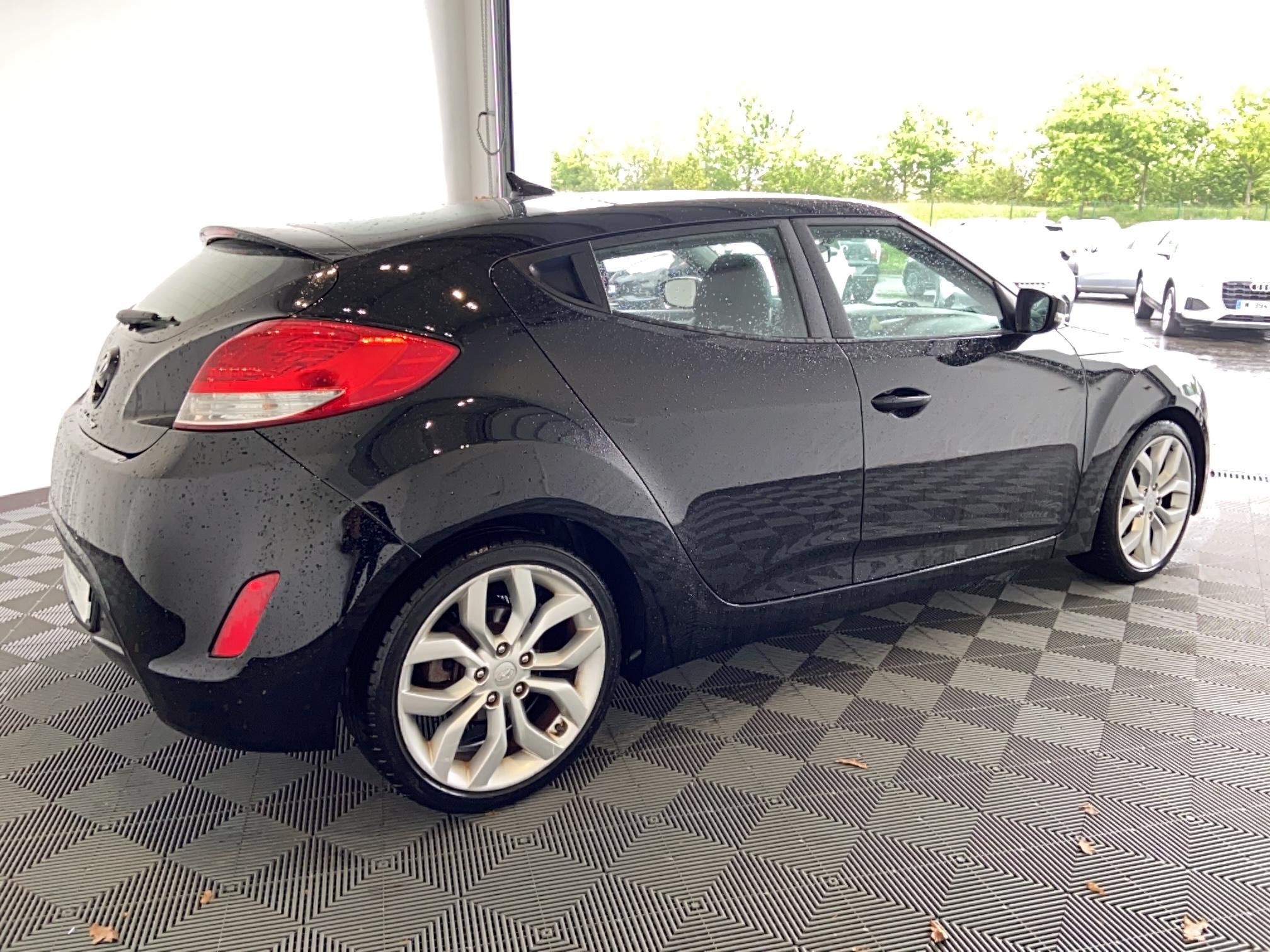 HYUNDAI Veloster 1.6 GDI 140 Pack Sensation DCT-6 - Véhicule Occasion - Océane Auto HYUNDAI Veloster 1.6 GDI 140 Pack Sensation DCT-6 - Véhicule Occasion Océane Auto