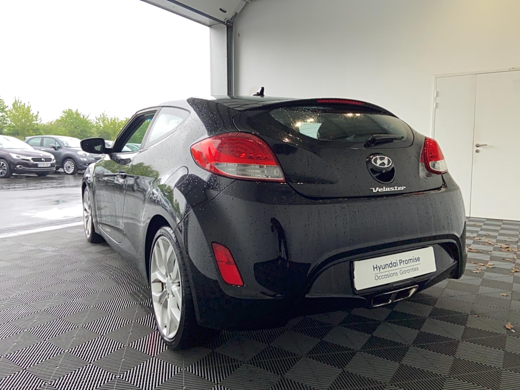 HYUNDAI Veloster 1.6 GDI 140 Pack Sensation DCT-6 - Véhicule Occasion - Océane Auto HYUNDAI Veloster 1.6 GDI 140 Pack Sensation DCT-6 - Véhicule Occasion Océane Auto
