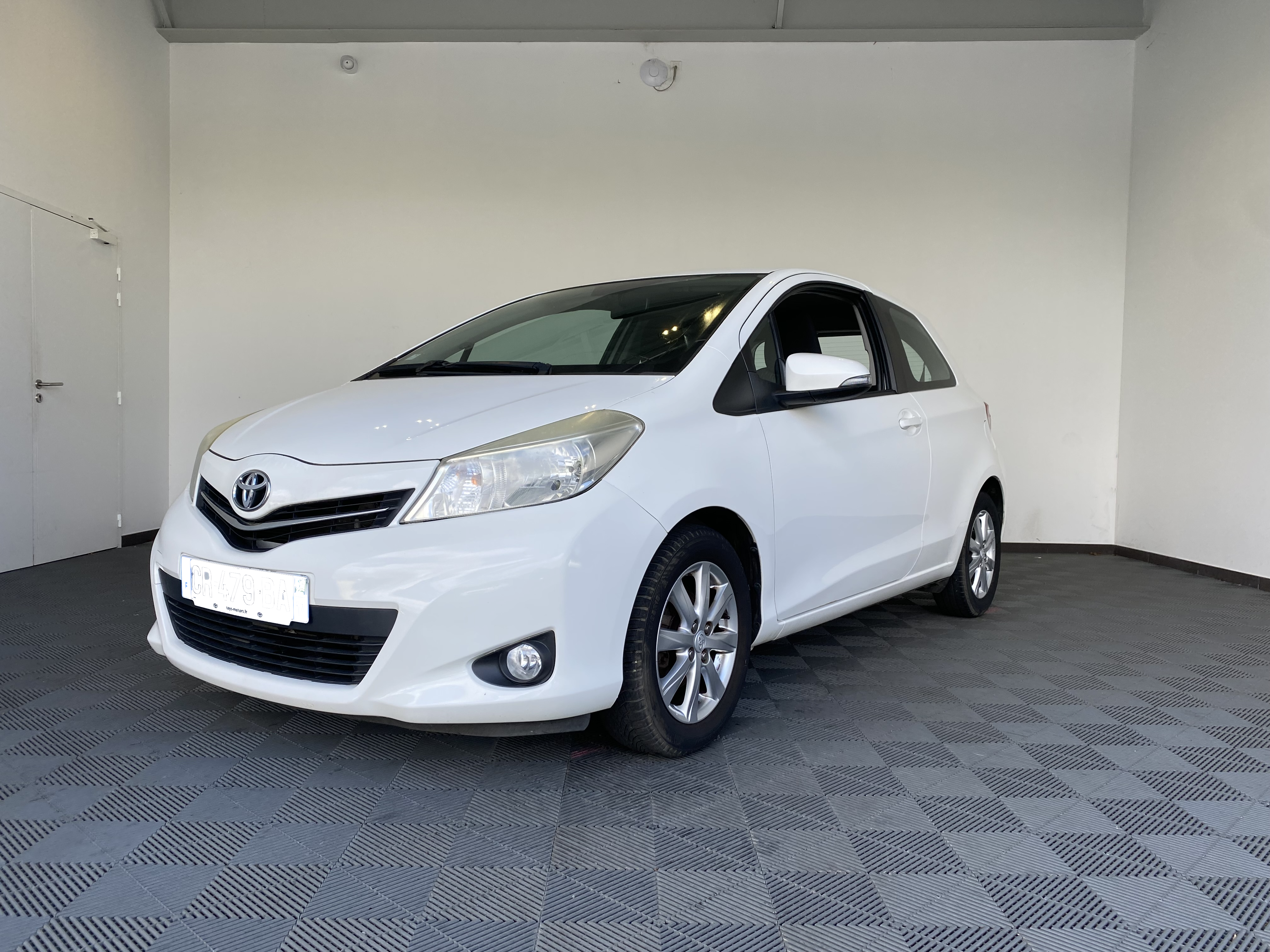 TOYOTA Yaris 90 D-4D Dynamic - Véhicule Occasion - Océane Auto TOYOTA Yaris 90 D-4D Dynamic - Véhicule Occasion Océane Auto