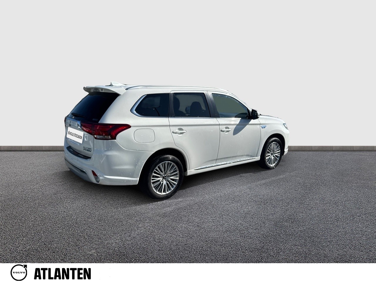 MITSUBISHI Outlander 2.4l PHEV Twin Motor 4WD Business - Véhicule Occasion - Océane Auto MITSUBISHI Outlander 2.4l PHEV Twin Motor 4WD Business - Véhicule Occasion Océane Auto