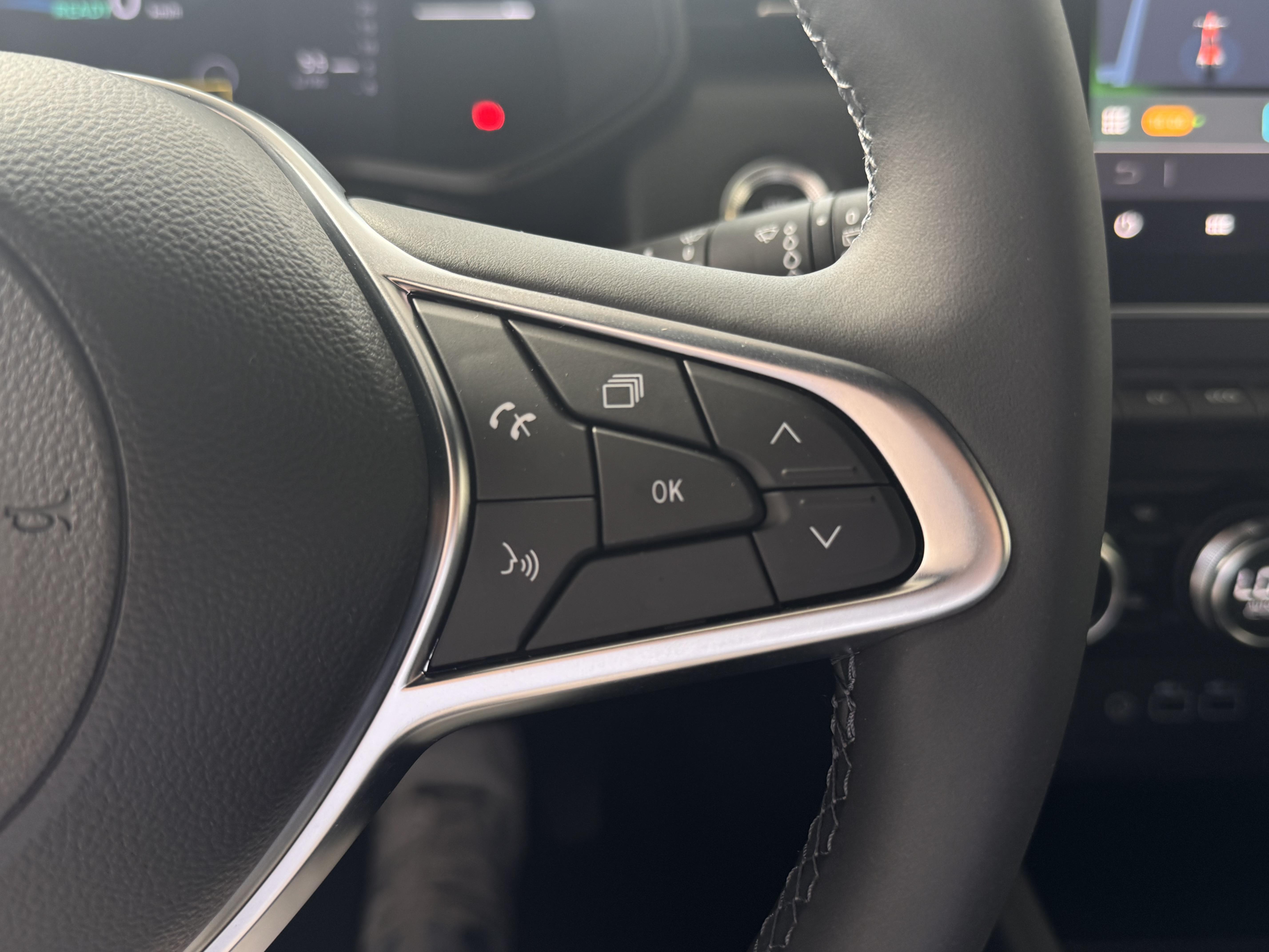 MITSUBISHI Colt 1.6 MPI HEV 143 Intense - Véhicule Occasion - Océane Auto MITSUBISHI Colt 1.6 MPI HEV 143 Intense - Véhicule Occasion Océane Auto