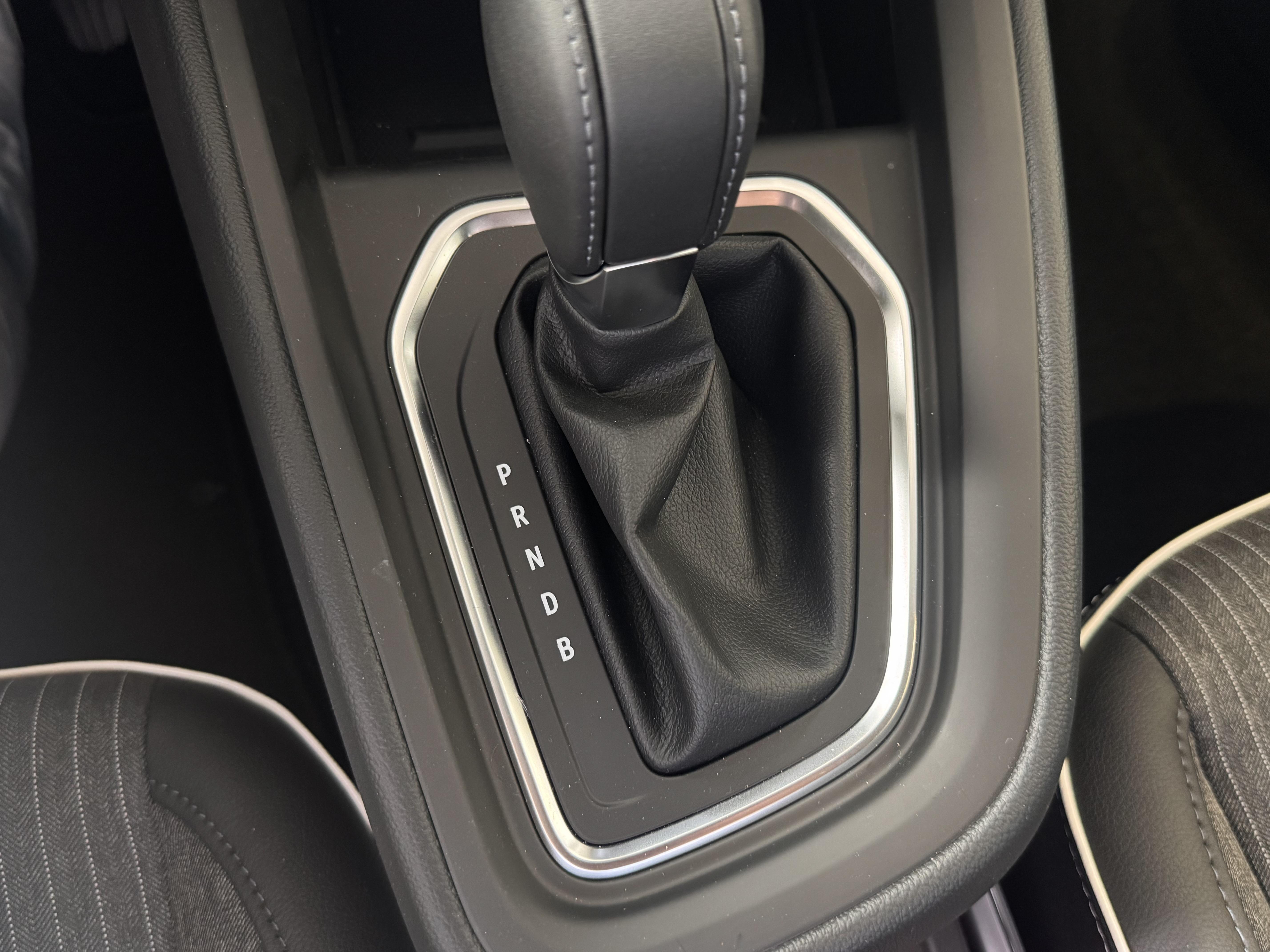 MITSUBISHI Colt 1.6 MPI HEV 143 Intense - Véhicule Occasion - Océane Auto MITSUBISHI Colt 1.6 MPI HEV 143 Intense - Véhicule Occasion Océane Auto