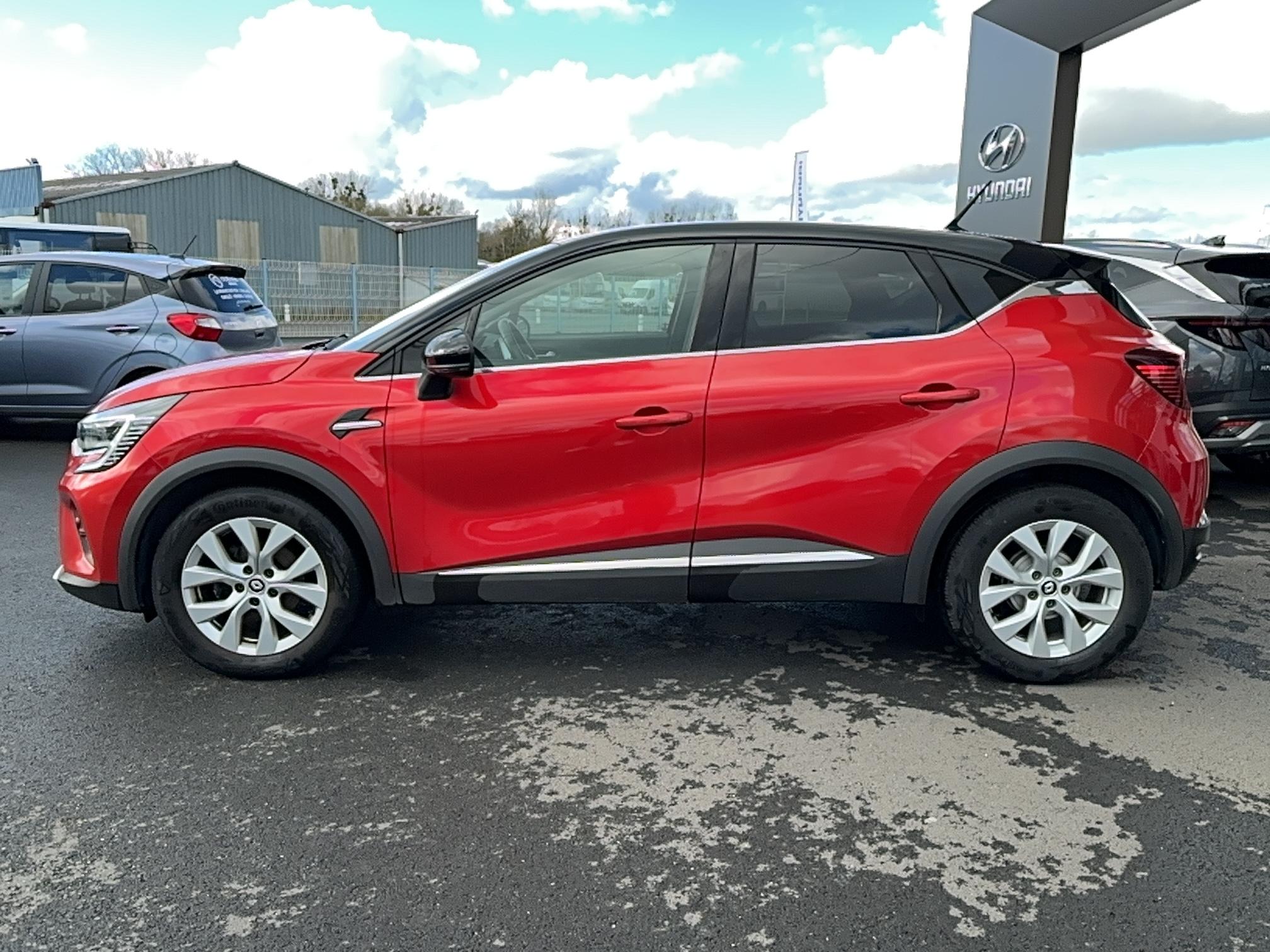 RENAULT Captur TCe 90 - 21 Zen - Véhicule Occasion - Océane Auto RENAULT Captur TCe 90 - 21 Zen - Véhicule Occasion Océane Auto