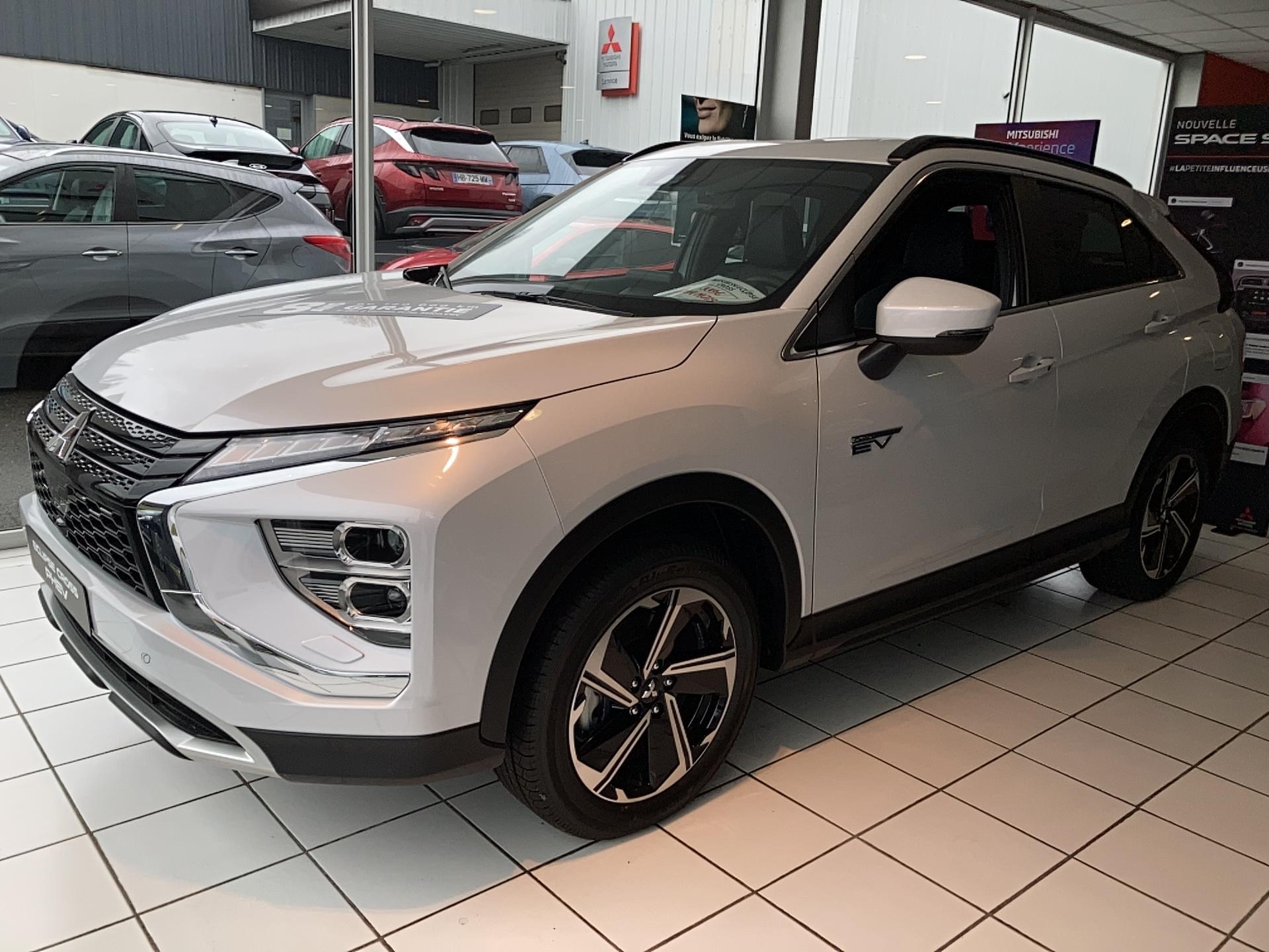 MITSUBISHI Eclipse Cross 2.4 MIVEC PHEV Twin Motor 4WD Business - Véhicule Occasion Océane Auto