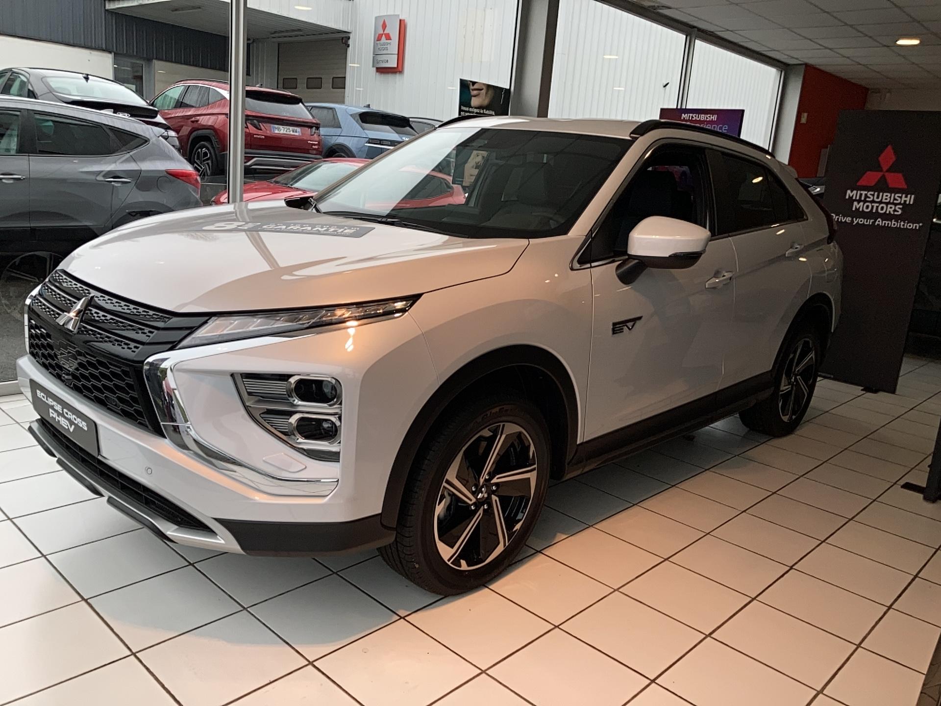 MITSUBISHI Eclipse Cross 2.4 MIVEC PHEV Twin Motor 4WD Business - Véhicule Occasion Océane Auto