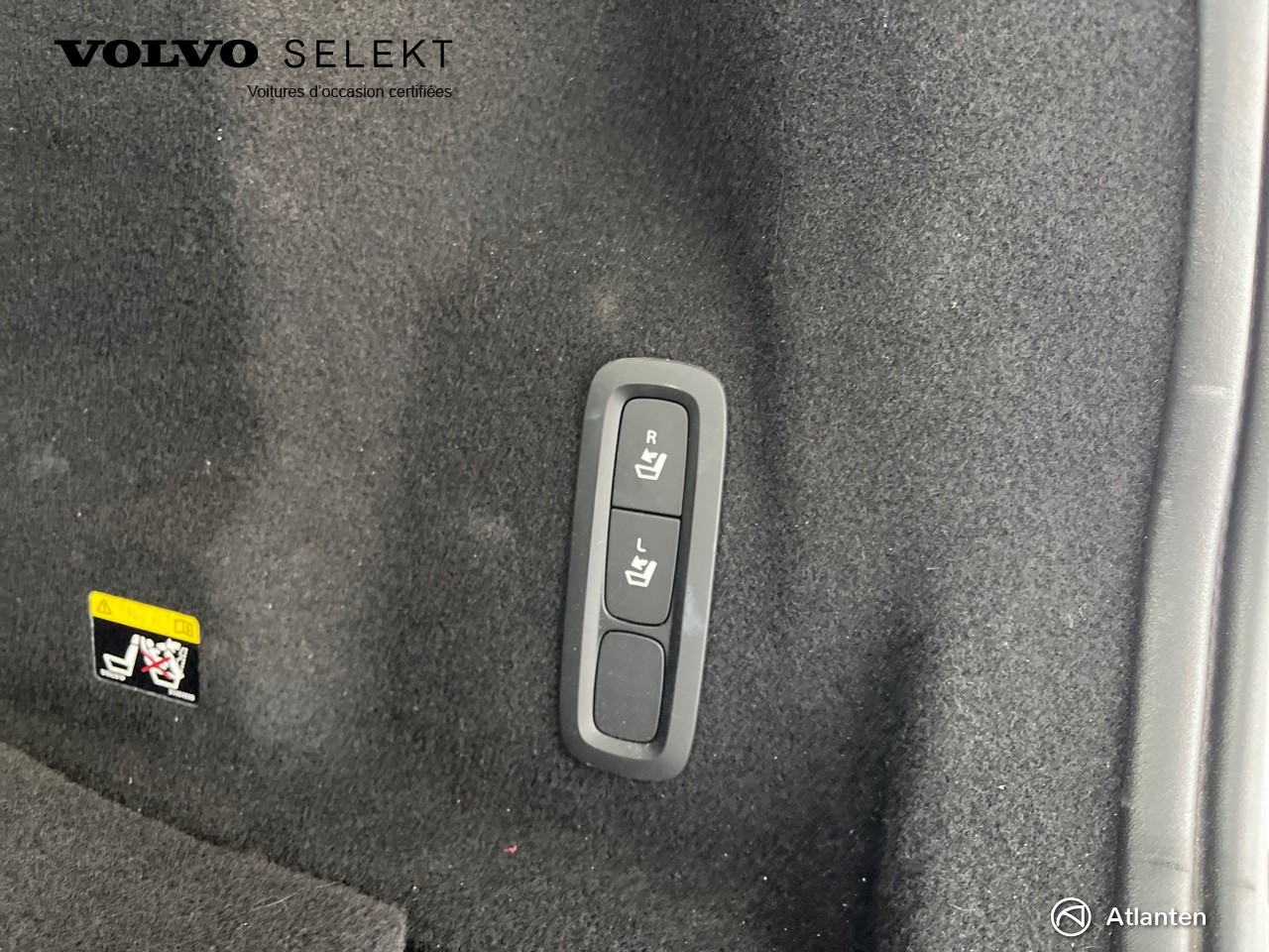 VOLVO XC60 XC60 T8 Twin Engine 303 ch + 87 ch Geartronic 8 - Véhicule Occasion - Océane Auto VOLVO XC60 XC60 T8 Twin Engine 303 ch + 87 ch Geartronic 8 - Véhicule Occasion Océane Auto