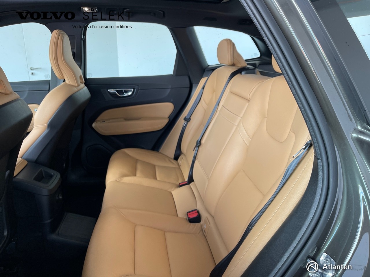 VOLVO XC60 XC60 T8 Twin Engine 303 ch + 87 ch Geartronic 8 - Véhicule Occasion - Océane Auto VOLVO XC60 XC60 T8 Twin Engine 303 ch + 87 ch Geartronic 8 - Véhicule Occasion Océane Auto