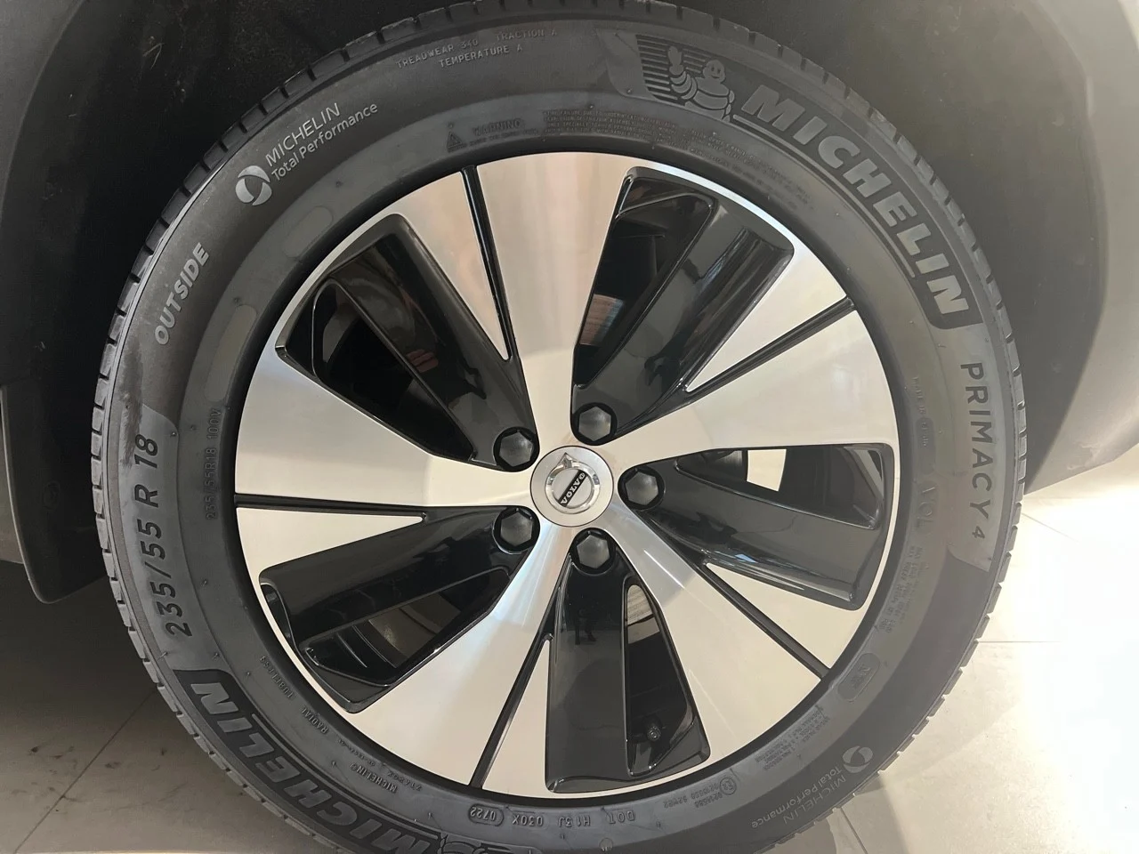 VOLVO XC40 BUSINESS XC40 T4 Recharge 129+82 ch DCT7 - Véhicule Occasion - Océane Auto VOLVO XC40 BUSINESS XC40 T4 Recharge 129+82 ch DCT7 - Véhicule Occasion Océane Auto