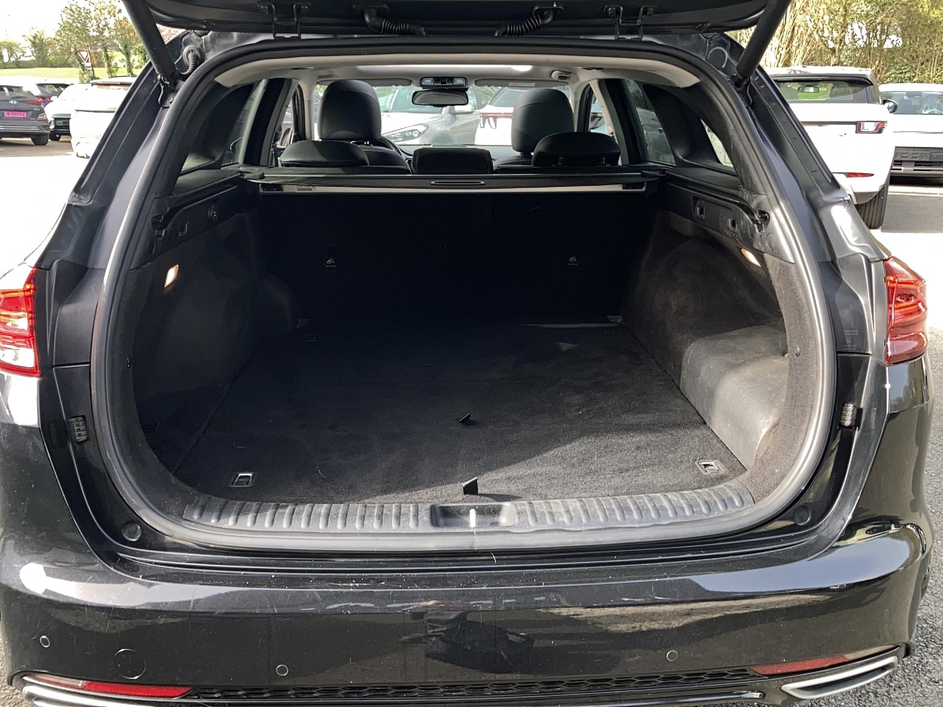 KIA CEED SW 1.6 GDi Hybride Rechargeable 141ch DCT6 Premium - Véhicule Occasion Océane Auto