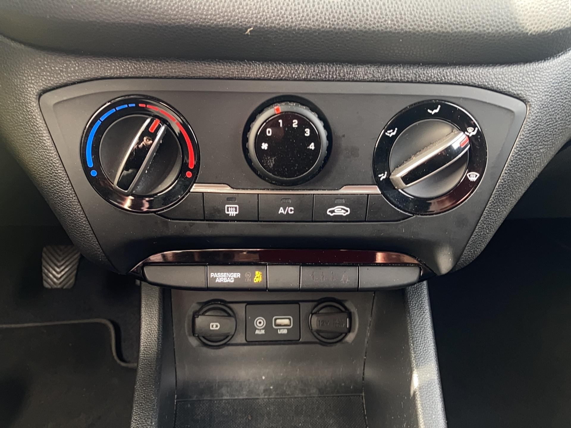 HYUNDAI i20 1.0 T-GDi 100 Edition #Style - Véhicule Occasion Océane Auto