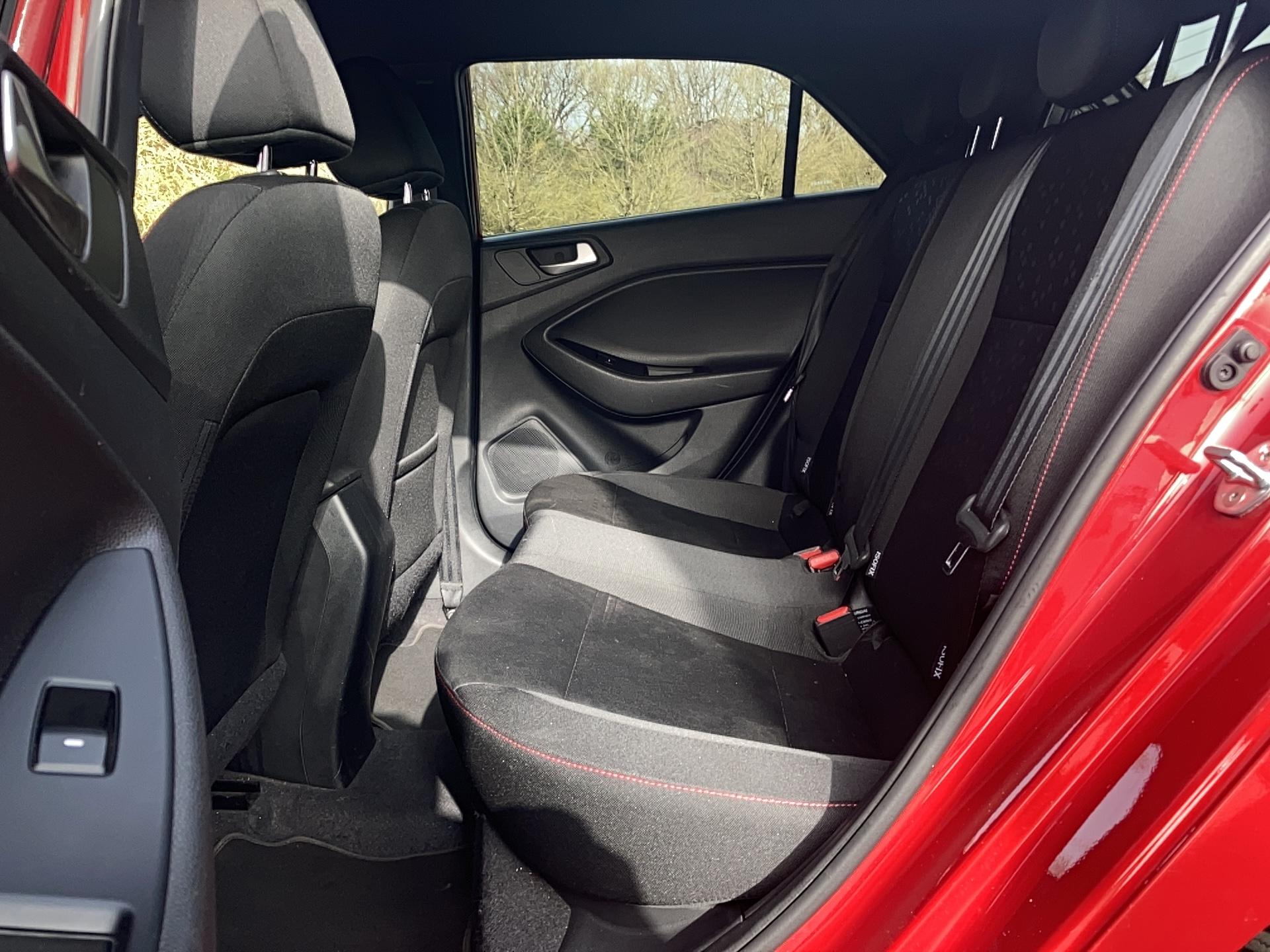 HYUNDAI i20 1.0 T-GDi 100 Edition #Style - Véhicule Occasion Océane Auto