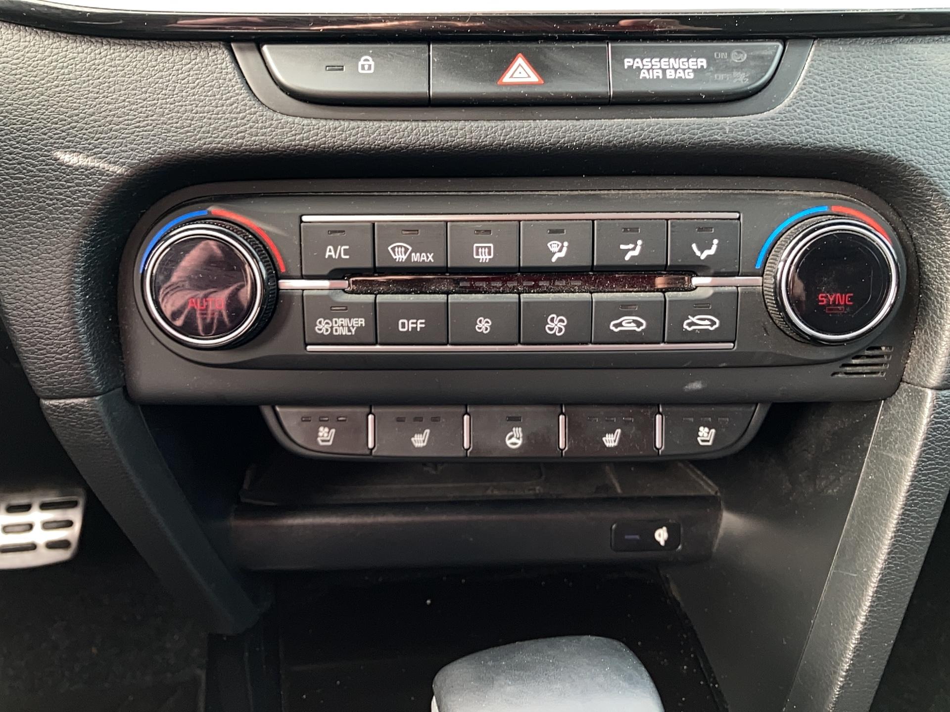 KIA CEED SW 1.6 GDi Hybride Rechargeable 141ch DCT6 Premium - Véhicule Occasion Océane Auto