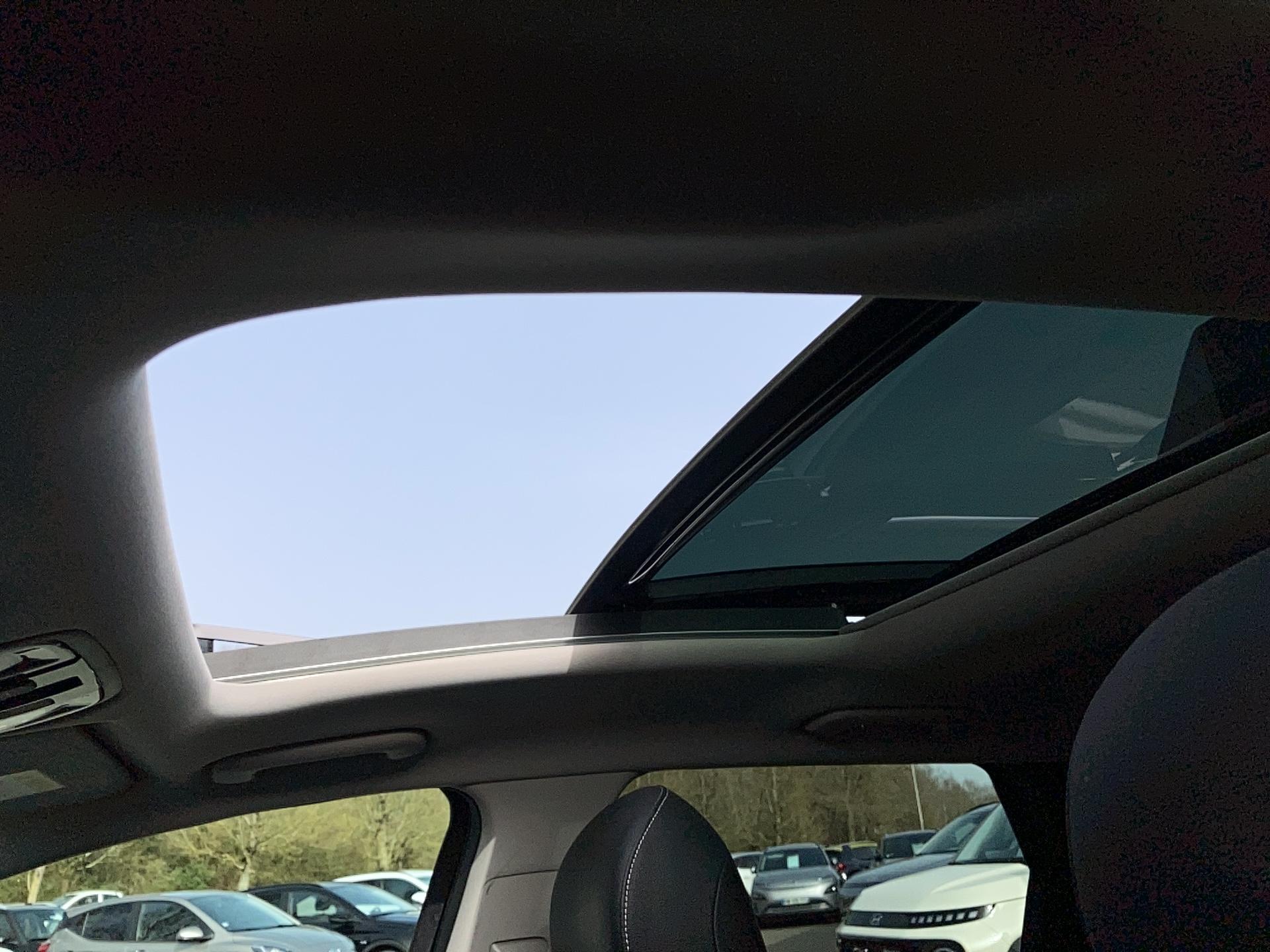 KIA CEED SW 1.6 GDi Hybride Rechargeable 141ch DCT6 Premium - Véhicule Occasion Océane Auto