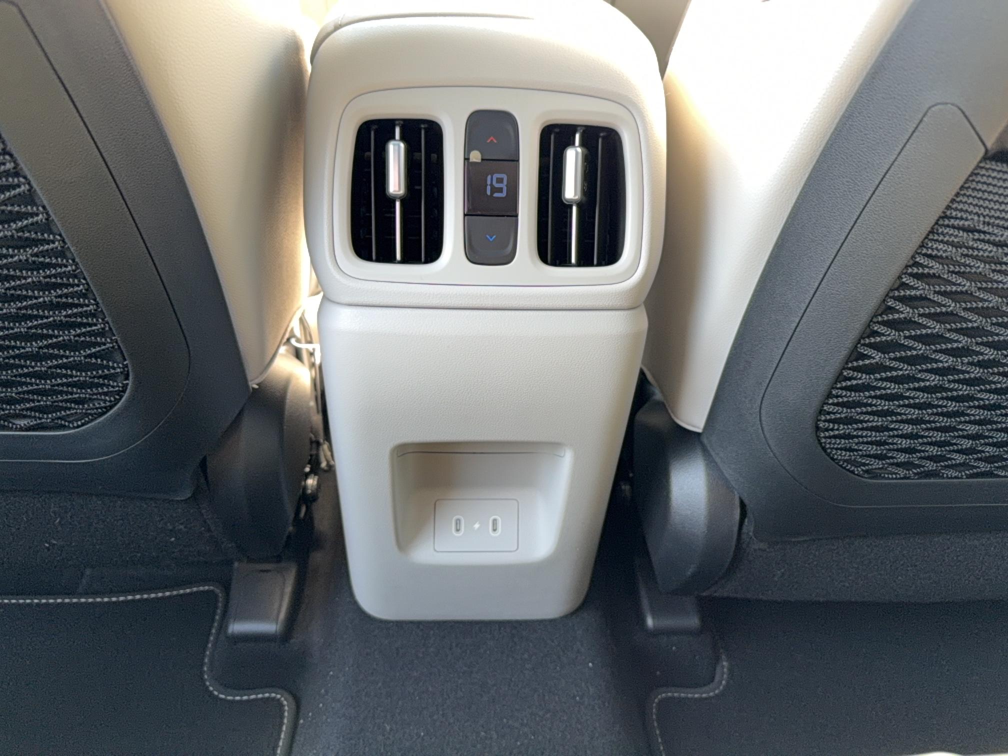 HYUNDAI Tucson 1.6 T-GDI 239 Hybrid BVA6 Executive - Véhicule Occasion - Océane Auto HYUNDAI Tucson 1.6 T-GDI 239 Hybrid BVA6 Executive - Véhicule Occasion Océane Auto