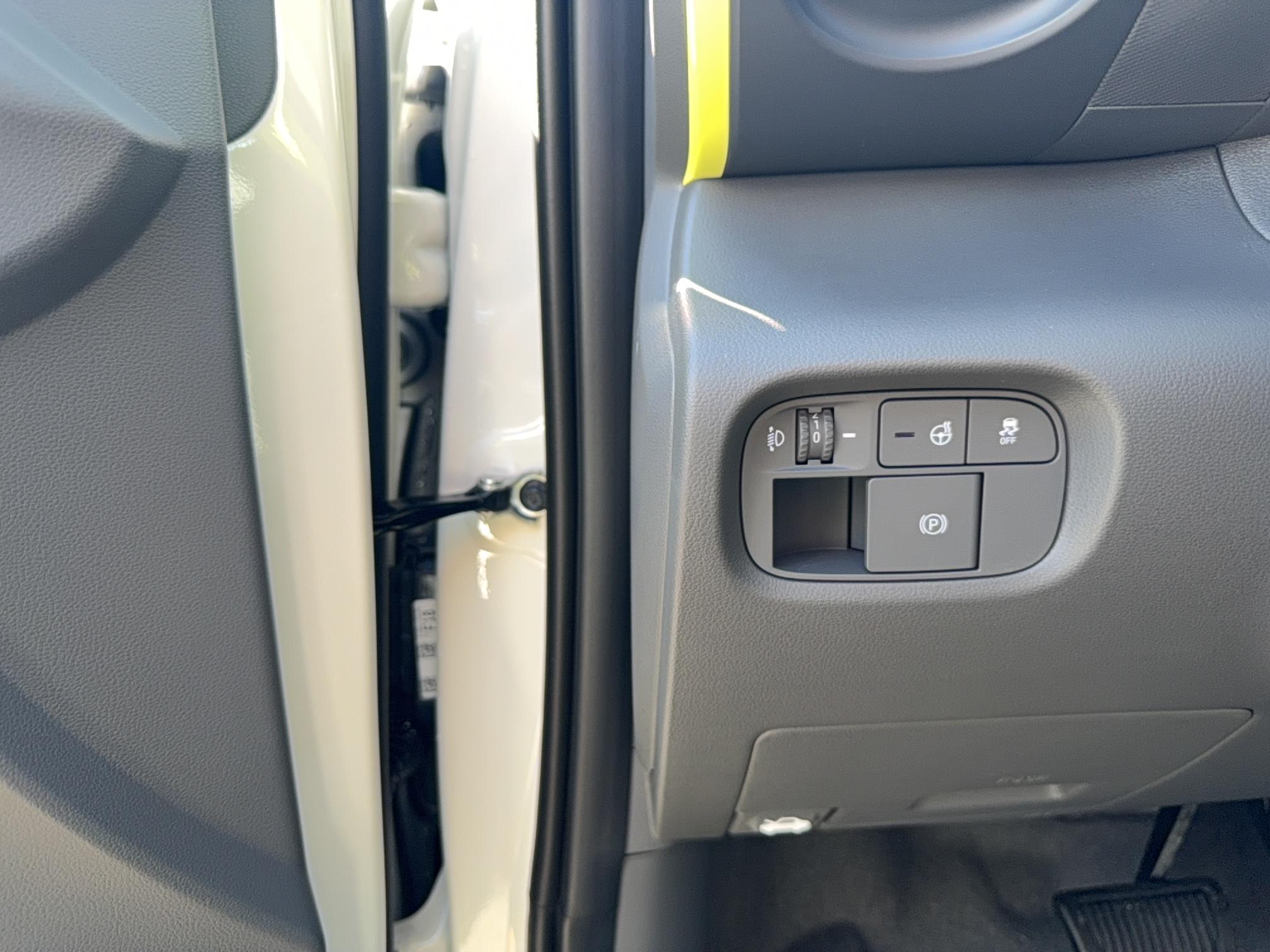 HYUNDAI Inster 49 kWh Cross Executive - Véhicule Occasion Océane Auto