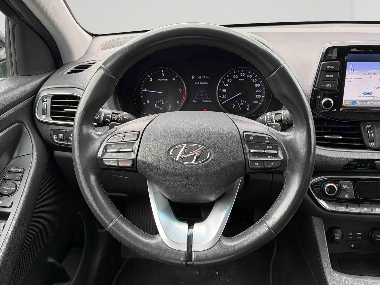 HYUNDAI i30 SW 1.6 CRDi 115 DCT-7 Business - Véhicule Occasion Océane Auto