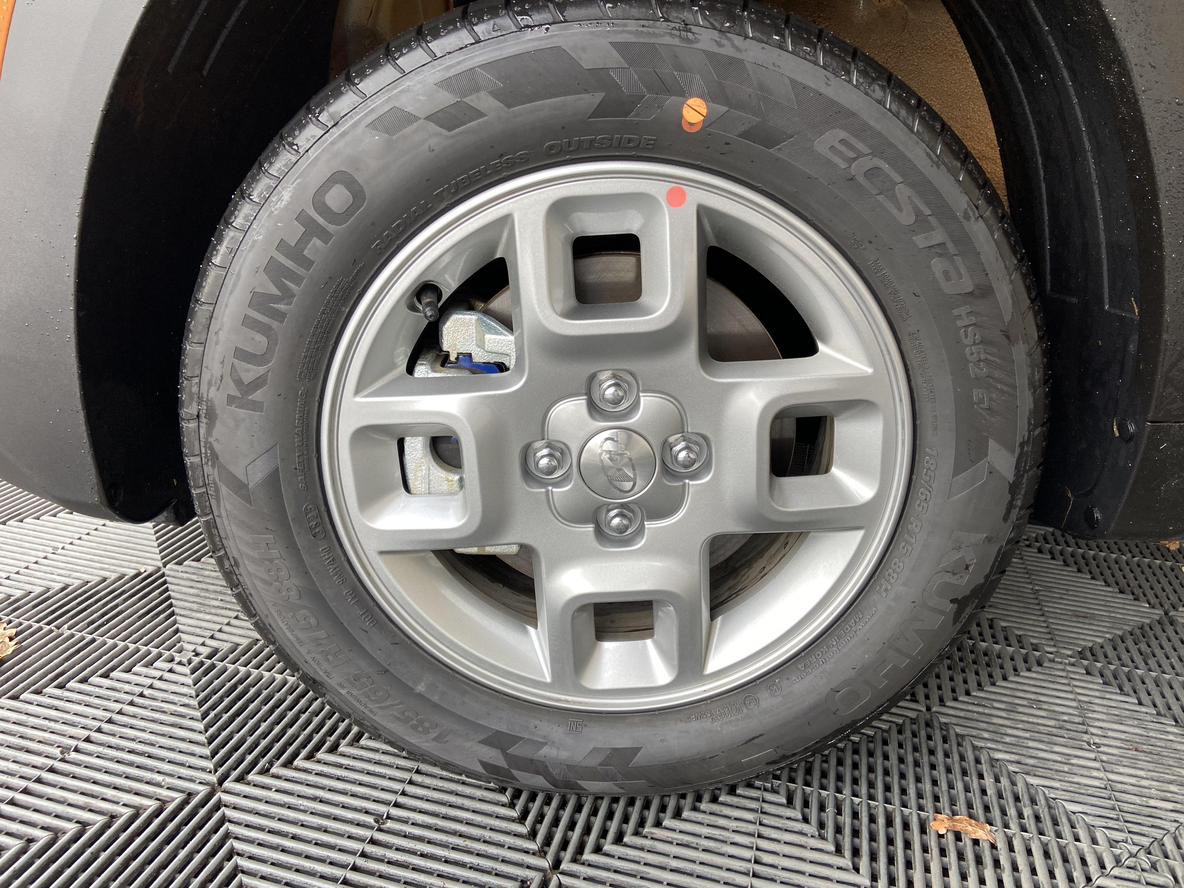 HYUNDAI Inster 42 kWh 5 pl. Intuitive - Véhicule Occasion - Océane Auto HYUNDAI Inster 42 kWh 5 pl. Intuitive - Véhicule Occasion Océane Auto