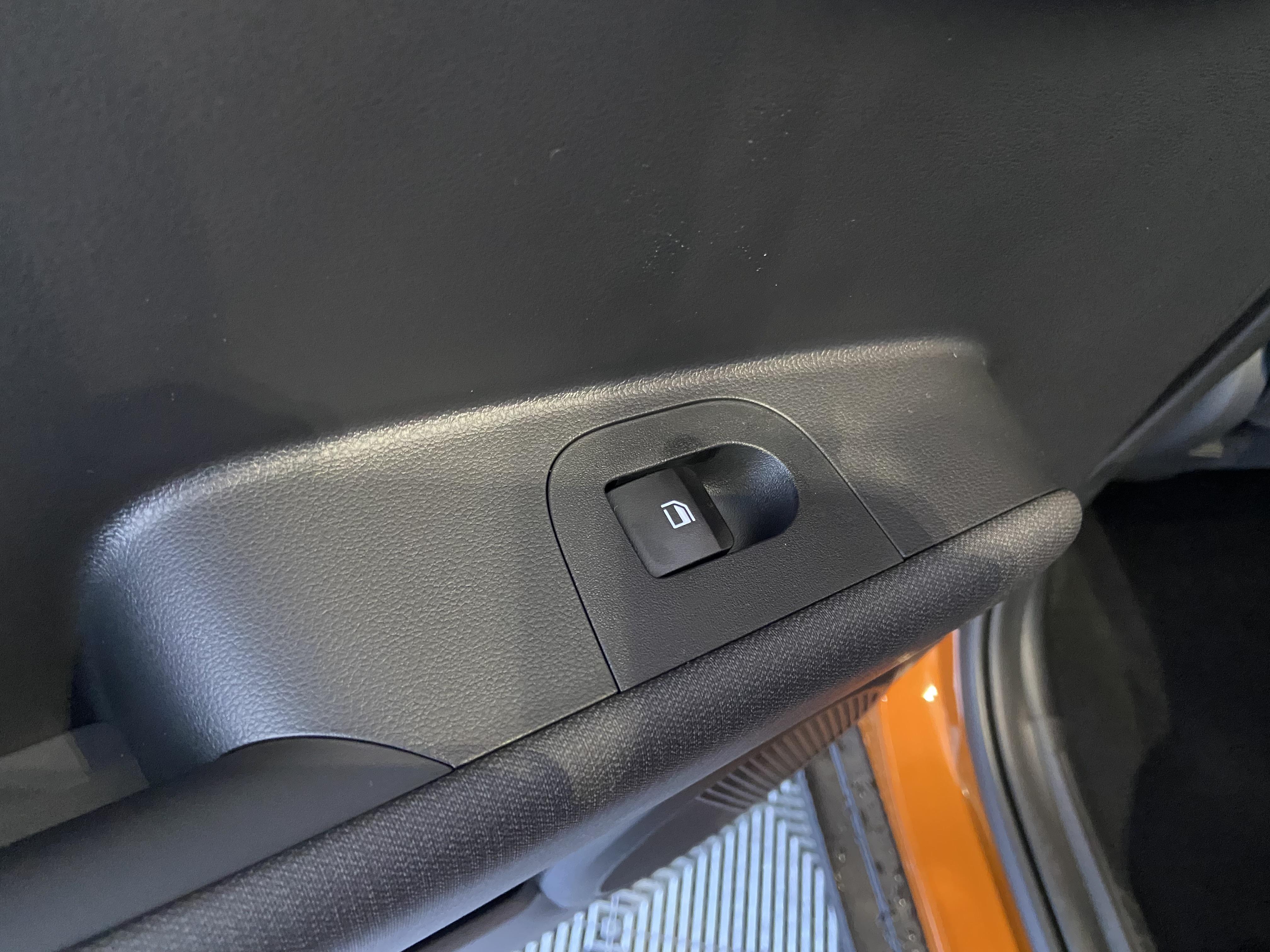 HYUNDAI Inster 42 kWh 5 pl. Intuitive - Véhicule Occasion - Océane Auto HYUNDAI Inster 42 kWh 5 pl. Intuitive - Véhicule Occasion Océane Auto