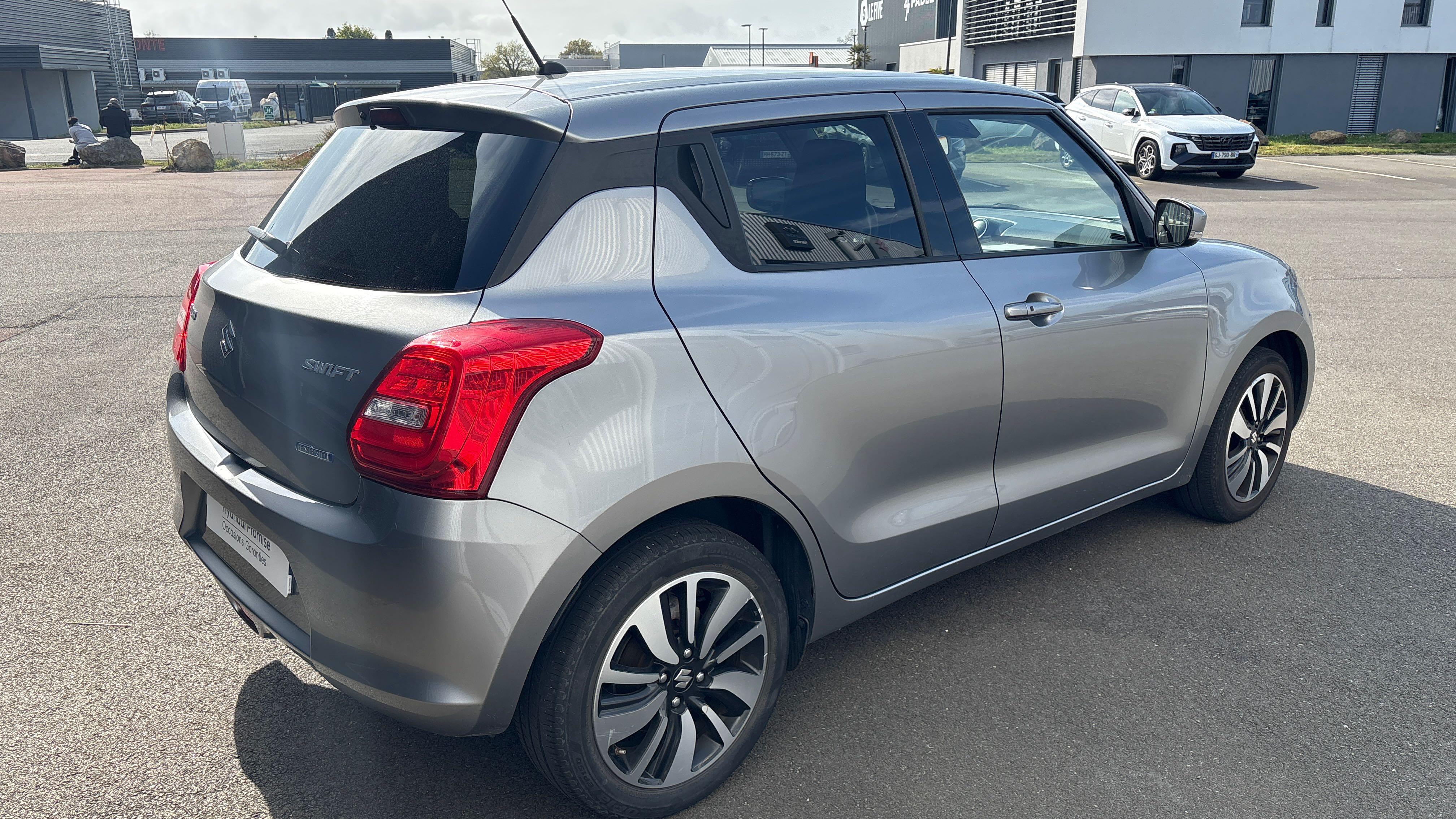 SUZUKI Swift 1.2 Dualjet Hybrid SHVS Pack - Véhicule Occasion - Océane Auto SUZUKI Swift 1.2 Dualjet Hybrid SHVS Pack - Véhicule Occasion Océane Auto