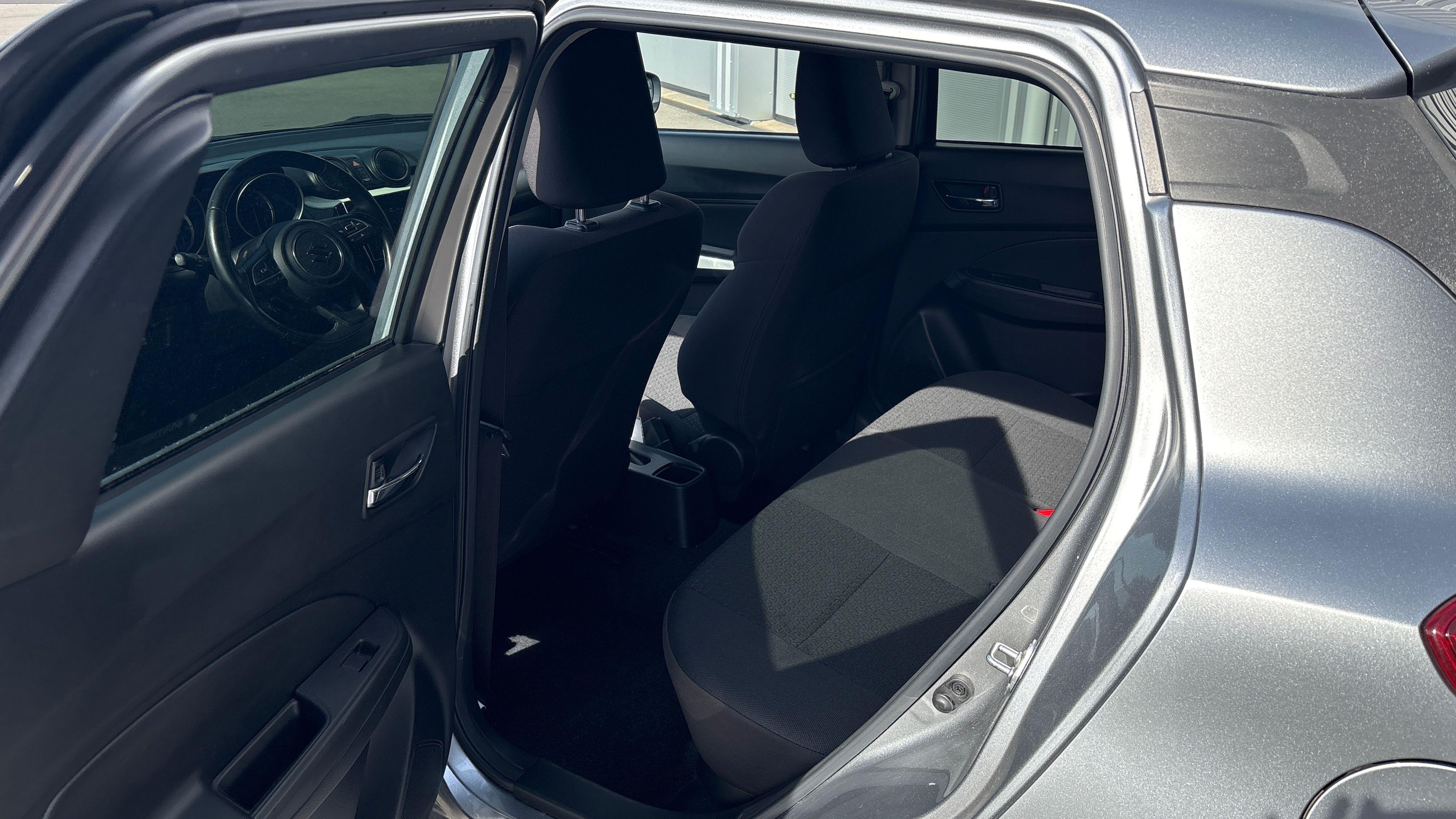 SUZUKI Swift 1.2 Dualjet Hybrid SHVS Pack - Véhicule Occasion - Océane Auto SUZUKI Swift 1.2 Dualjet Hybrid SHVS Pack - Véhicule Occasion Océane Auto