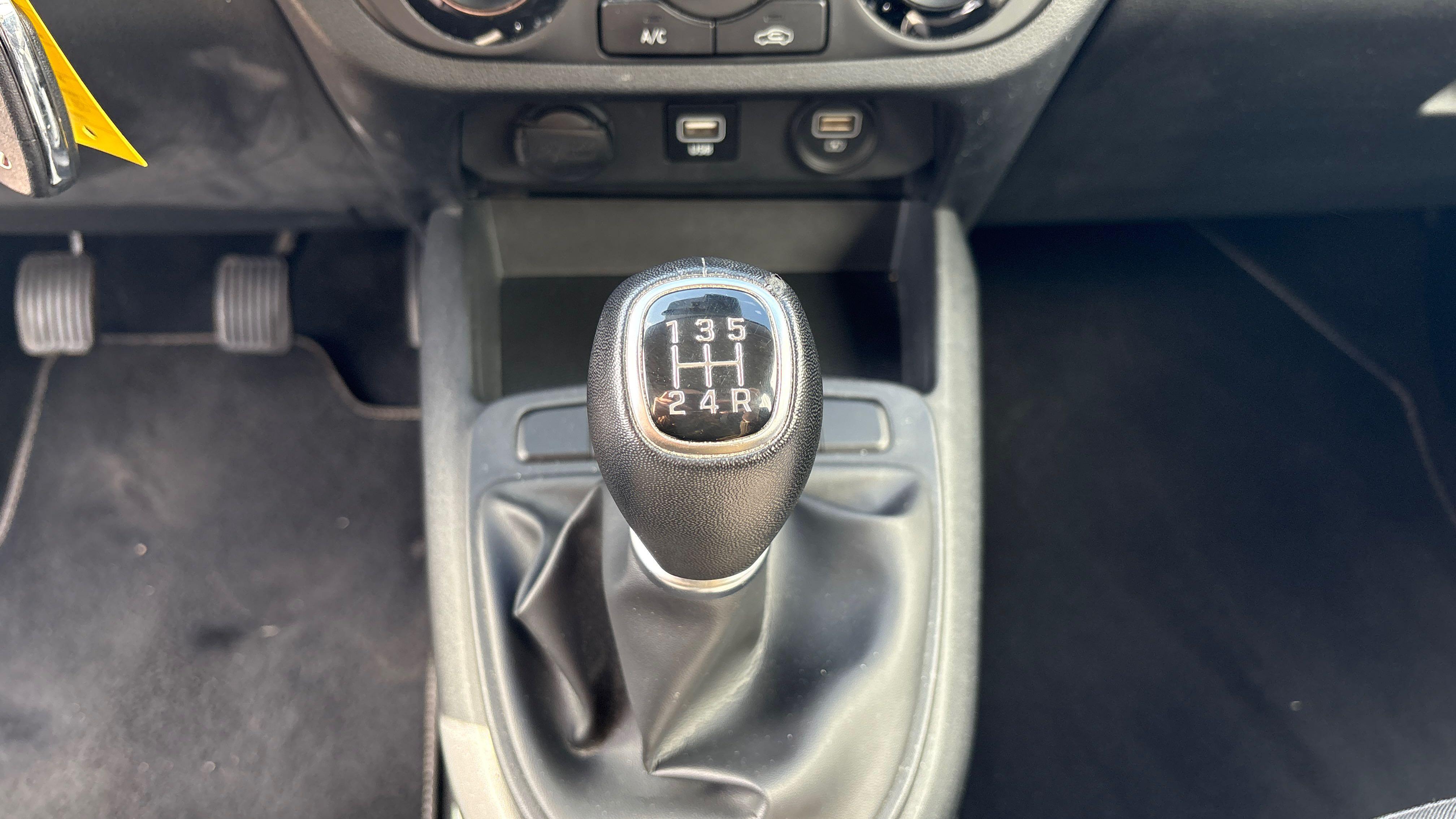 HYUNDAI i10 1.0 67 ECO Intuitive - Véhicule Occasion Océane Auto