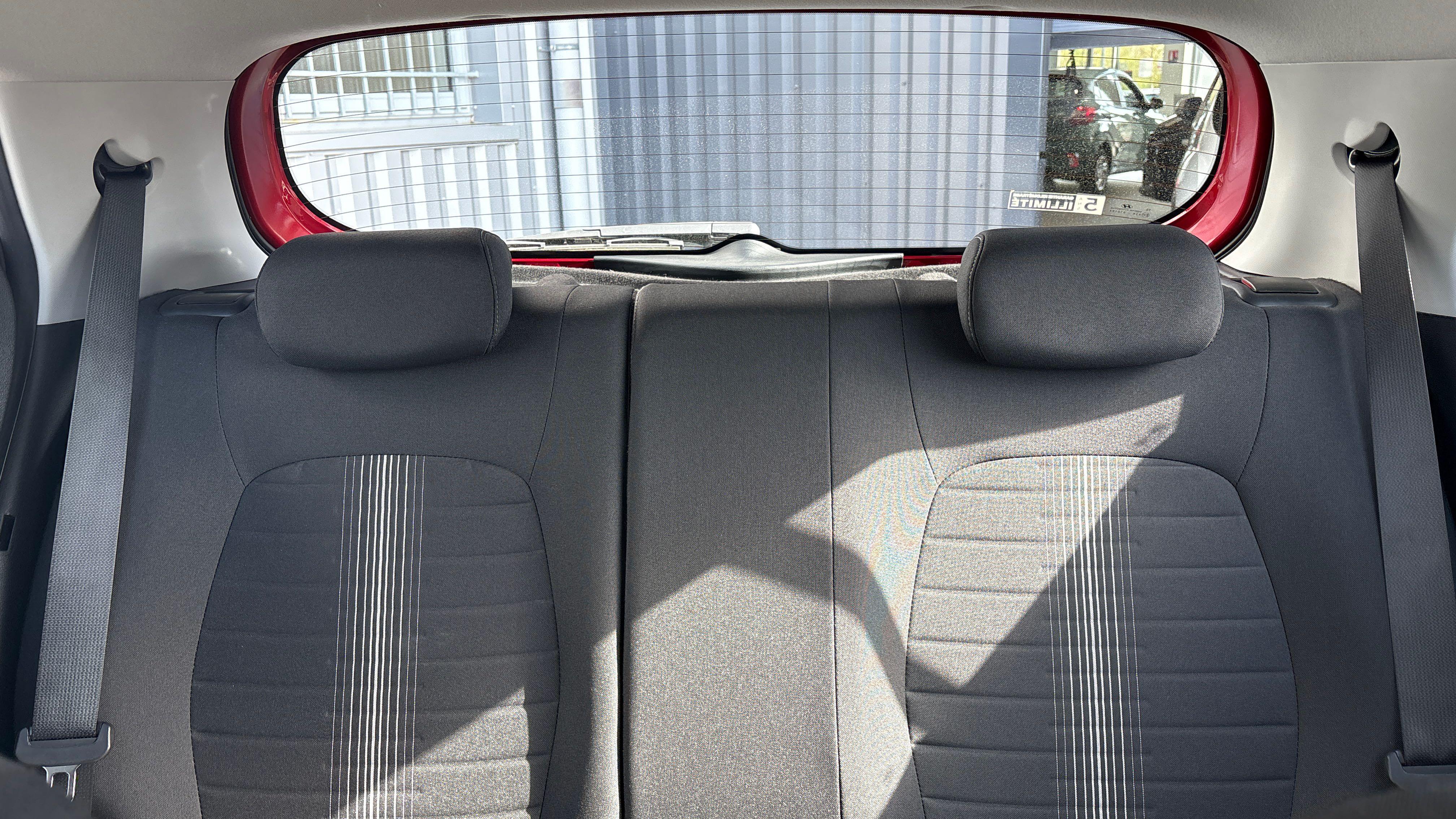 HYUNDAI i10 1.0 67 ECO Intuitive - Véhicule Occasion Océane Auto