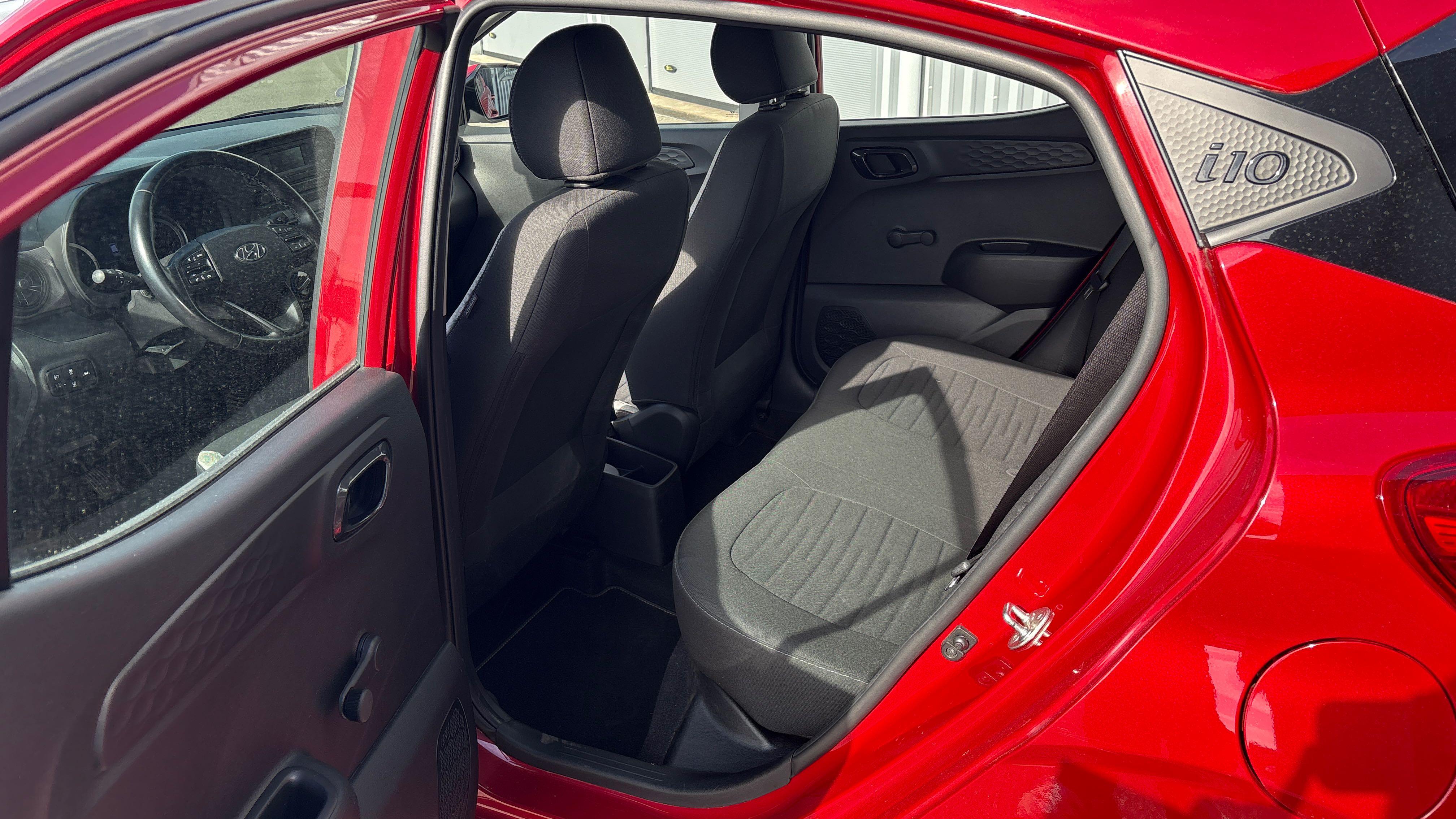 HYUNDAI i10 1.0 67 ECO Intuitive - Véhicule Occasion Océane Auto