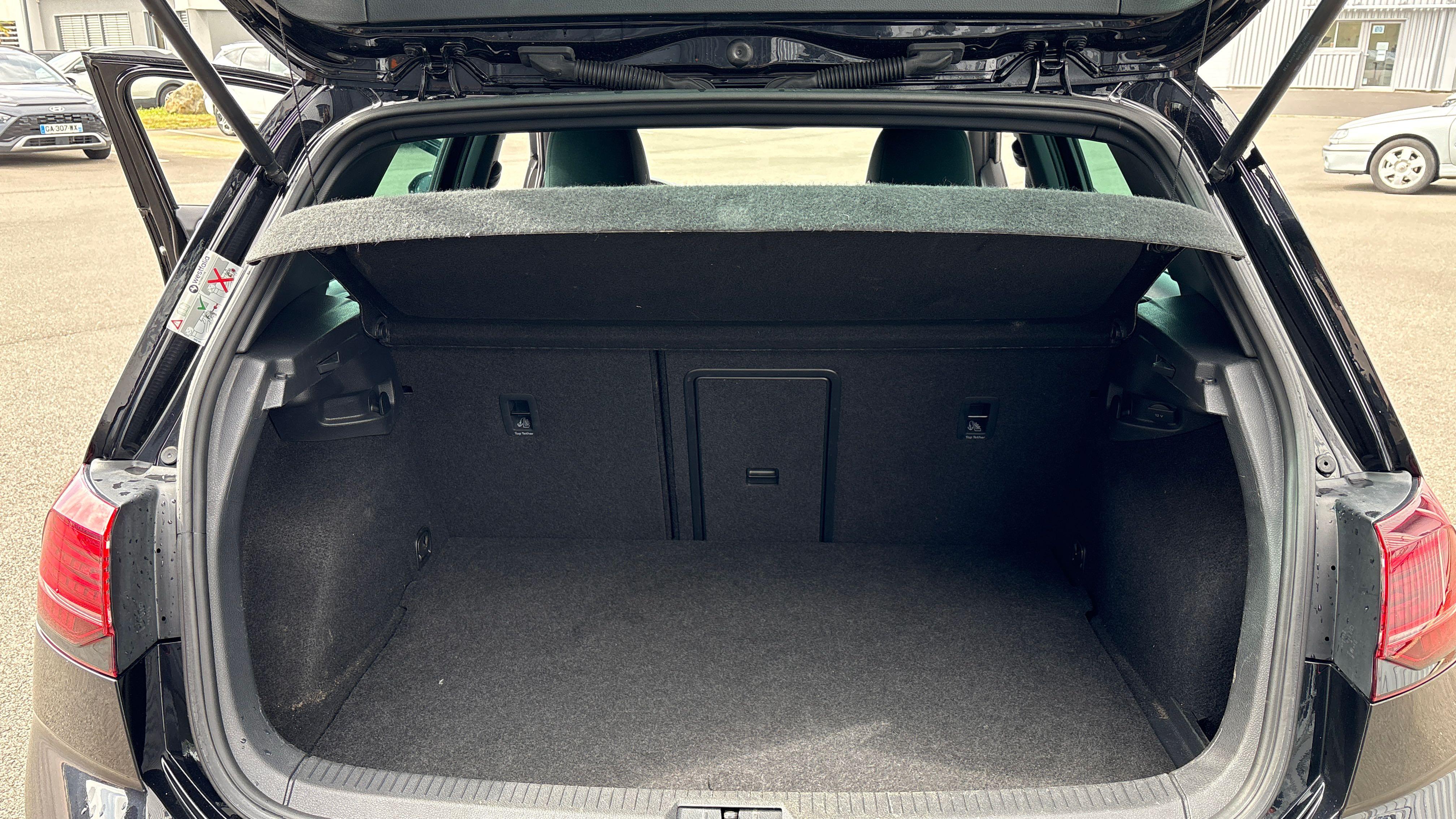 VOLKSWAGEN Golf Hybride Rechargeable 1.4 TSI 204 DSG6 GTE - Véhicule Occasion Océane Auto