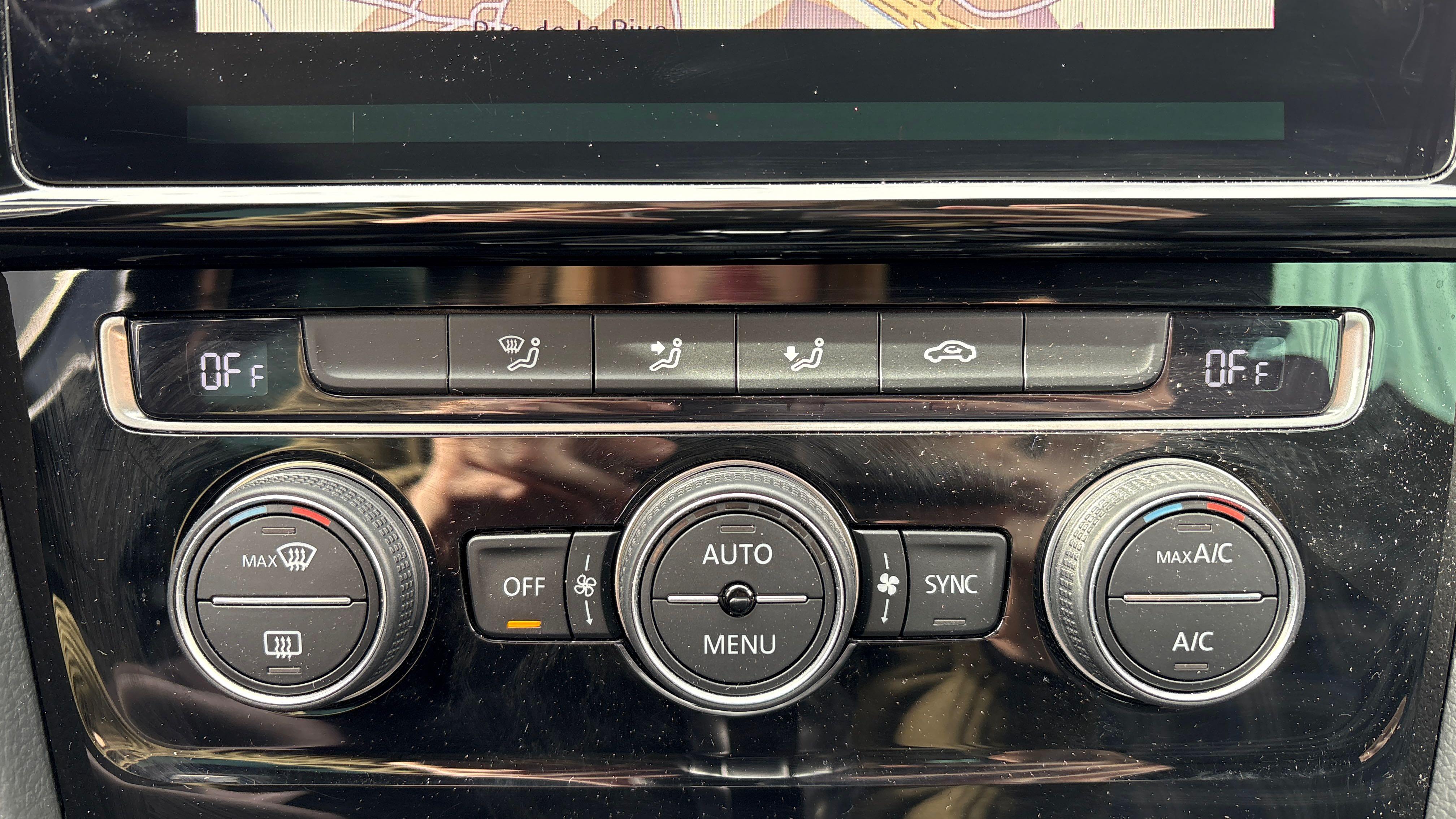 VOLKSWAGEN Golf Hybride Rechargeable 1.4 TSI 204 DSG6 GTE - Véhicule Occasion Océane Auto