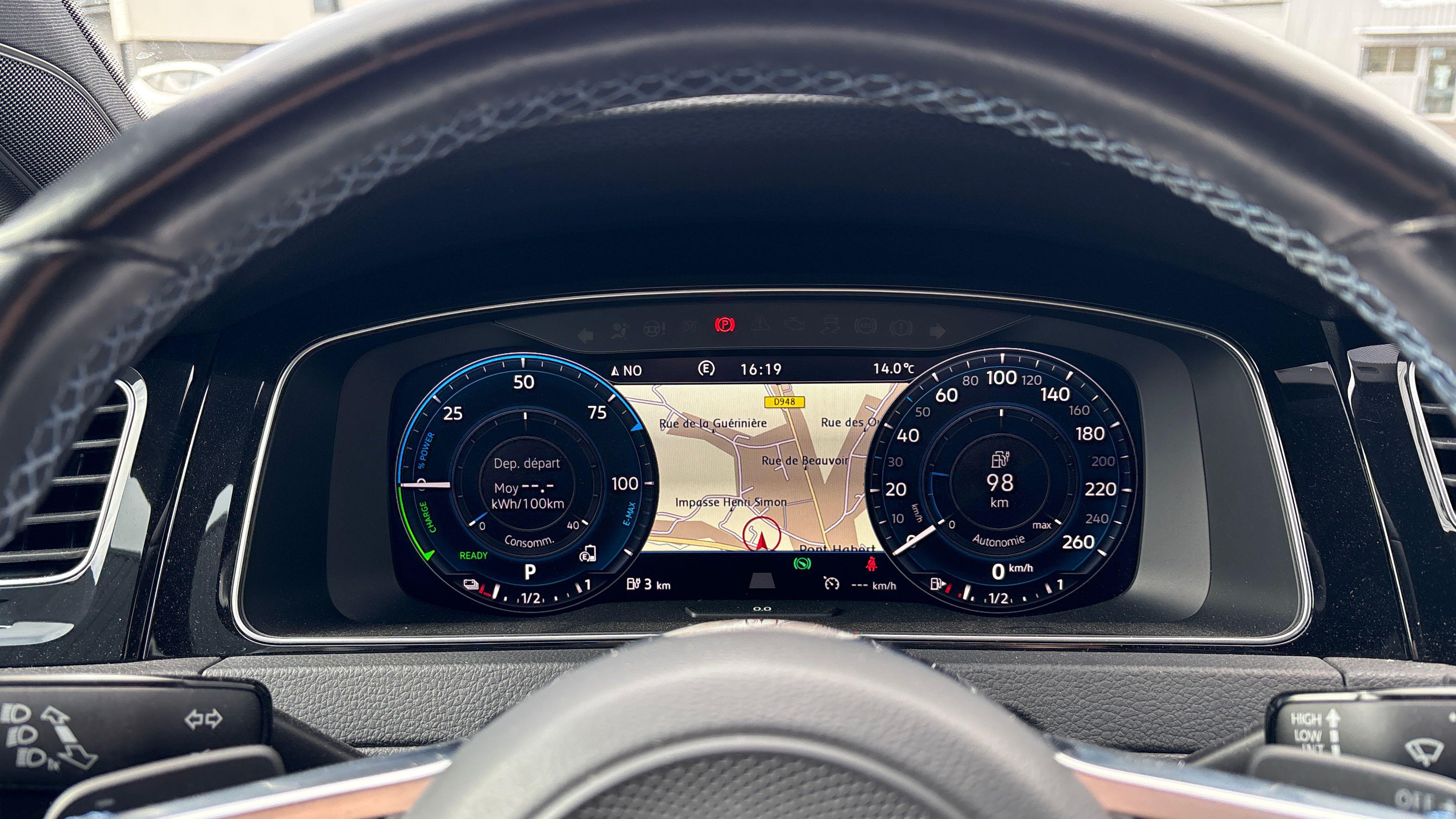 VOLKSWAGEN Golf Hybride Rechargeable 1.4 TSI 204 DSG6 GTE - Véhicule Occasion Océane Auto