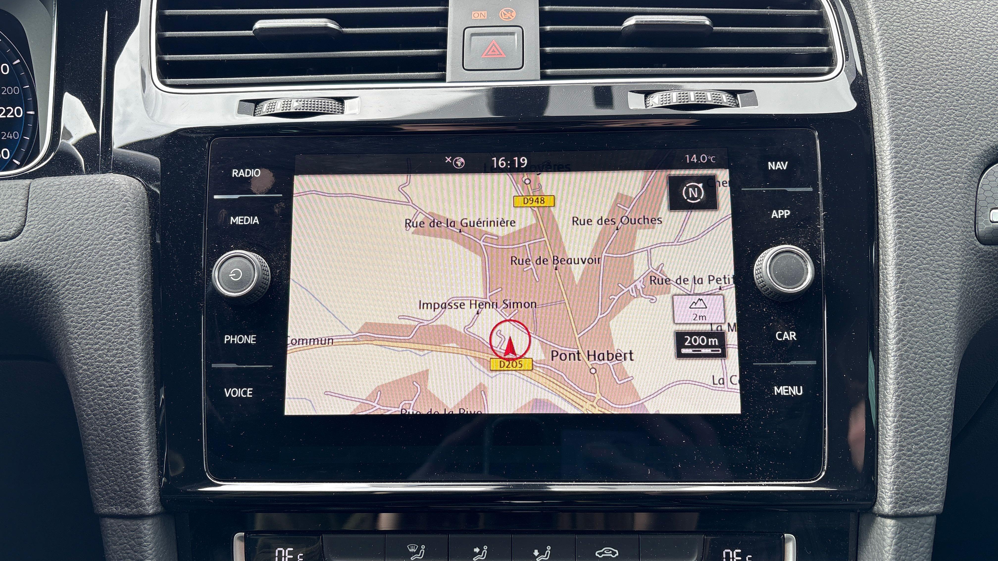 VOLKSWAGEN Golf Hybride Rechargeable 1.4 TSI 204 DSG6 GTE - Véhicule Occasion Océane Auto