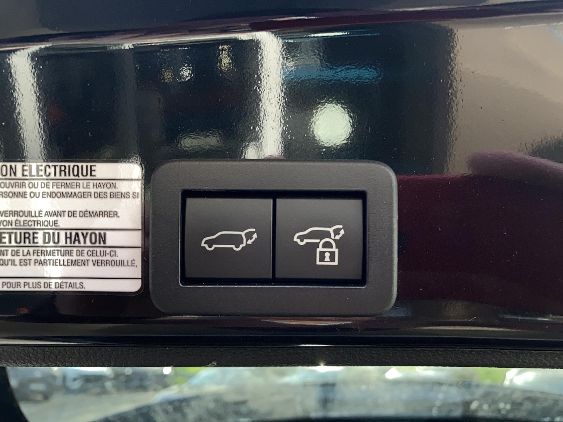 TOYOTA Yaris Cross Hybride 130h AWD-i Premiere - Véhicule Occasion - Océane Auto TOYOTA Yaris Cross Hybride 130h AWD-i Premiere - Véhicule Occasion Océane Auto