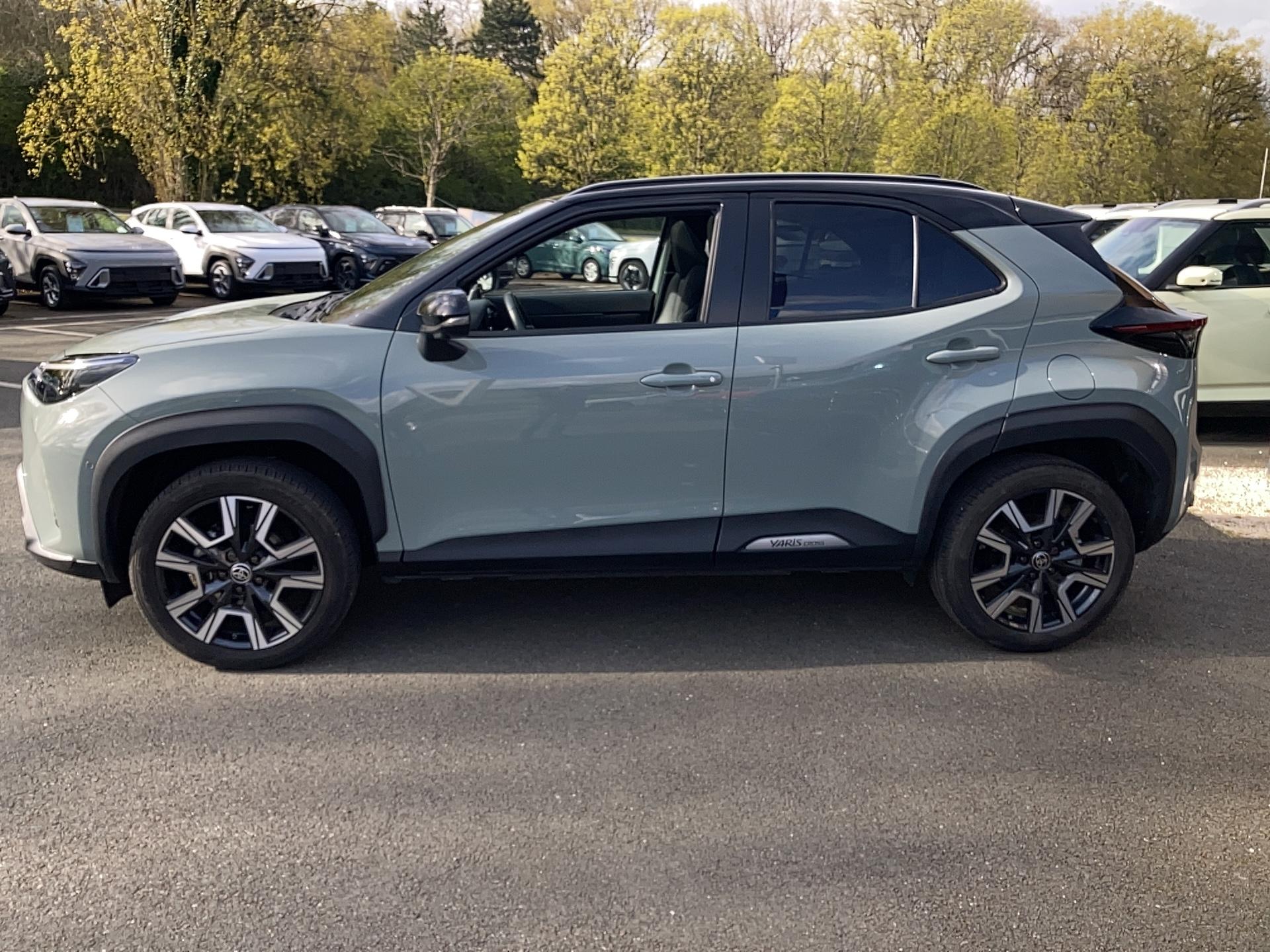 TOYOTA Yaris Cross Hybride 130h AWD-i Premiere - Véhicule Occasion - Océane Auto TOYOTA Yaris Cross Hybride 130h AWD-i Premiere - Véhicule Occasion Océane Auto