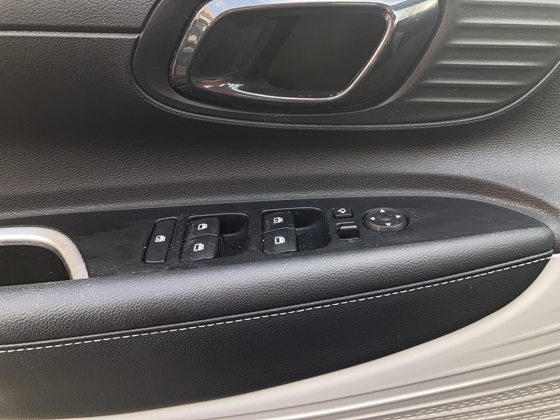 HYUNDAI i20 1.0 T-GDi 100 DCT-7 Hybrid 48V Creative - Véhicule Occasion - Océane Auto HYUNDAI i20 1.0 T-GDi 100 DCT-7 Hybrid 48V Creative - Véhicule Occasion Océane Auto