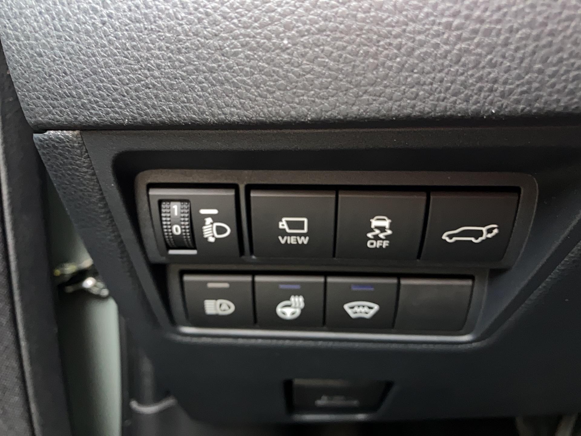 TOYOTA Yaris Cross Hybride 130h AWD-i Premiere - Véhicule Occasion - Océane Auto TOYOTA Yaris Cross Hybride 130h AWD-i Premiere - Véhicule Occasion Océane Auto