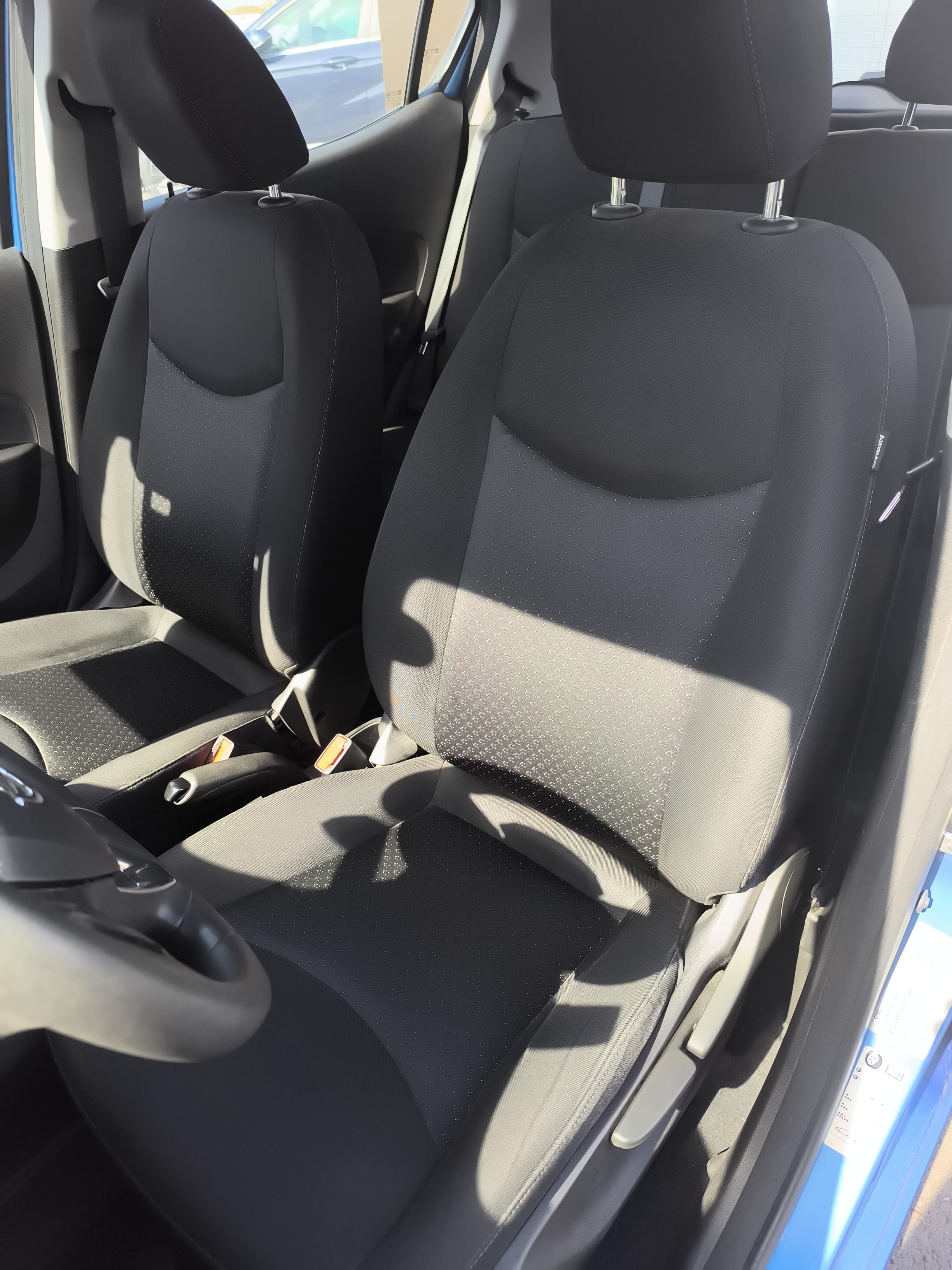 OPEL Karl 1.0 - 75 ch Cosmo - Véhicule Occasion Océane Auto