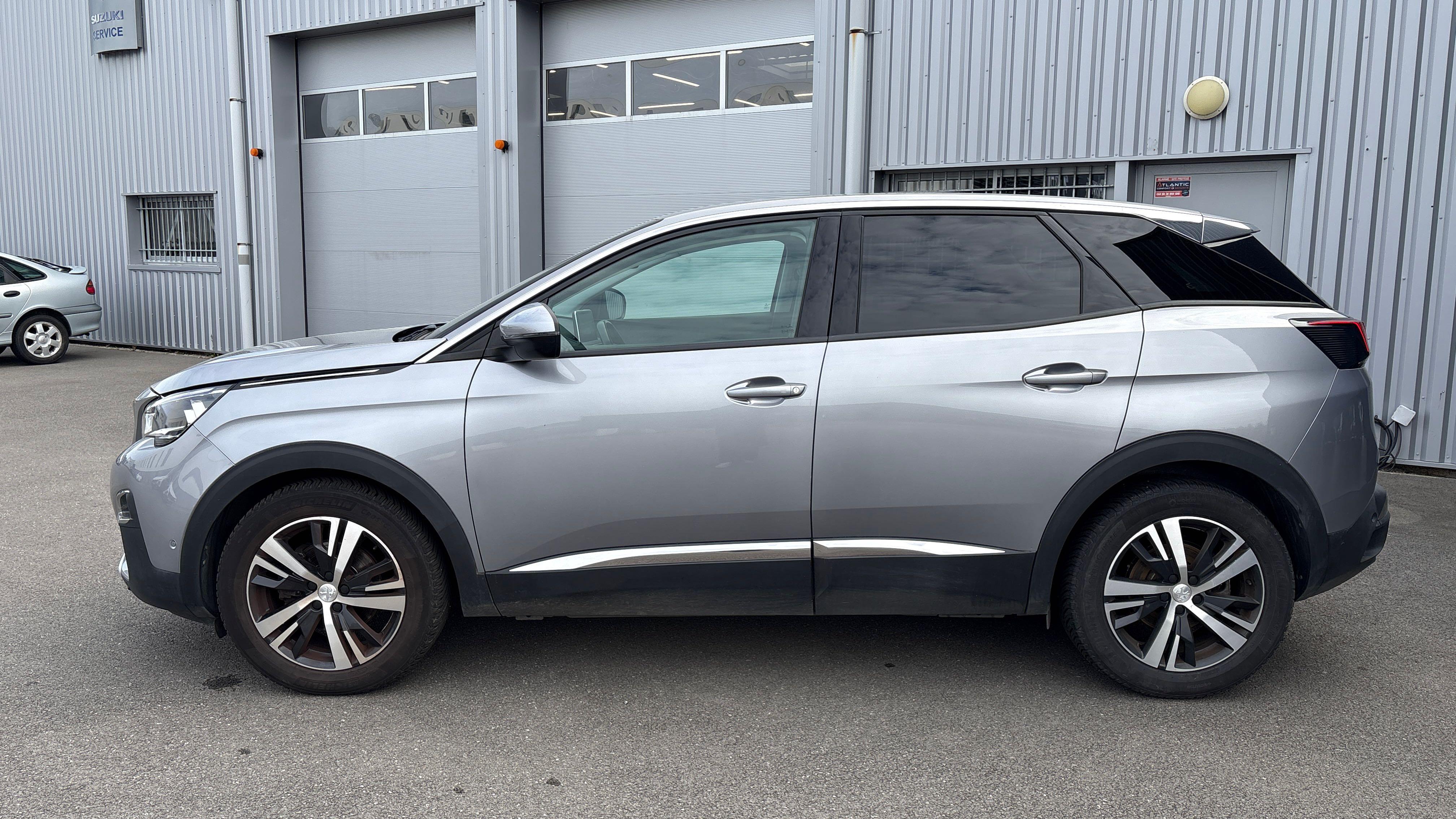 PEUGEOT 3008 BlueHDi 130ch S&S BVM6 Allure - Véhicule Occasion Océane Auto