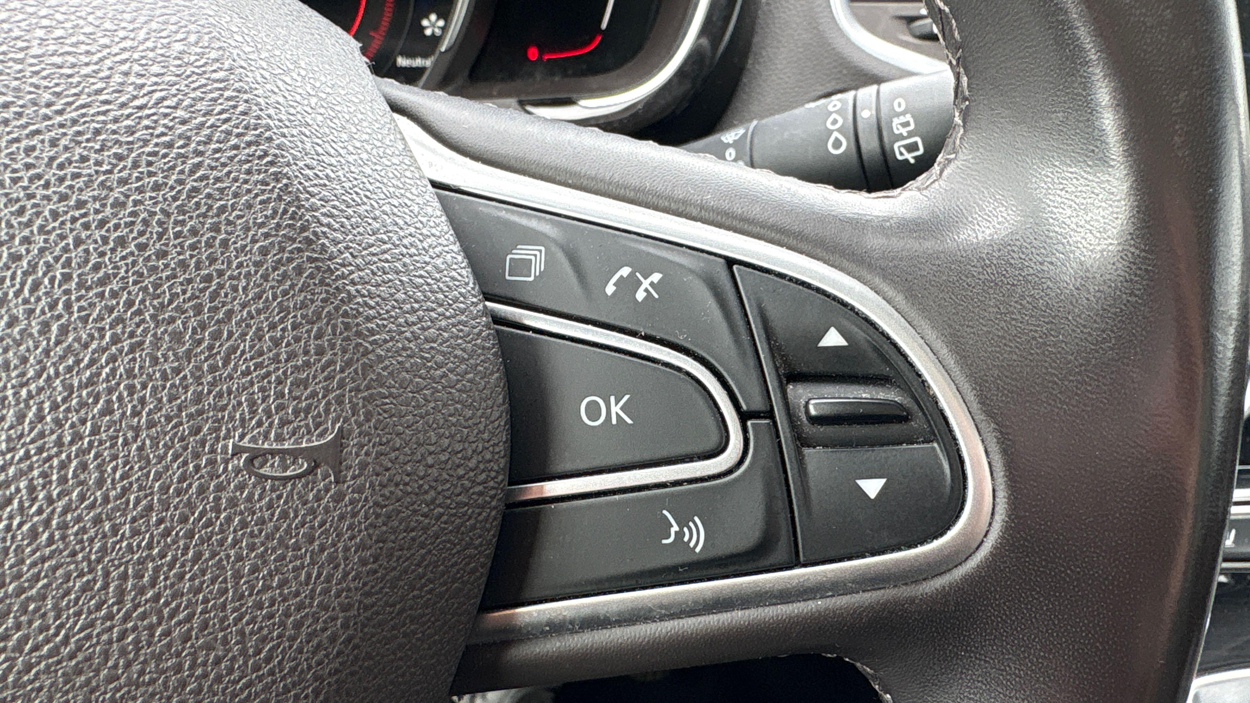 RENAULT Espace dCi 160 Energy Twin Turbo Intens EDC - Véhicule Occasion Océane Auto