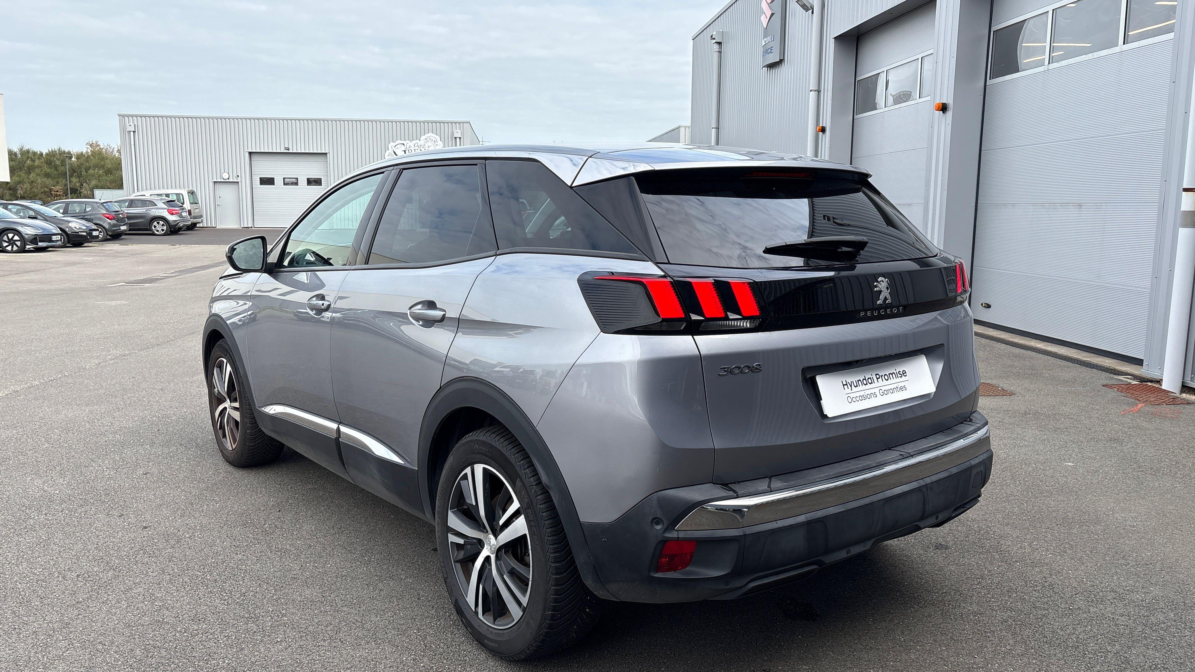 PEUGEOT 3008 BlueHDi 130ch S&S BVM6 Allure - Véhicule Occasion Océane Auto