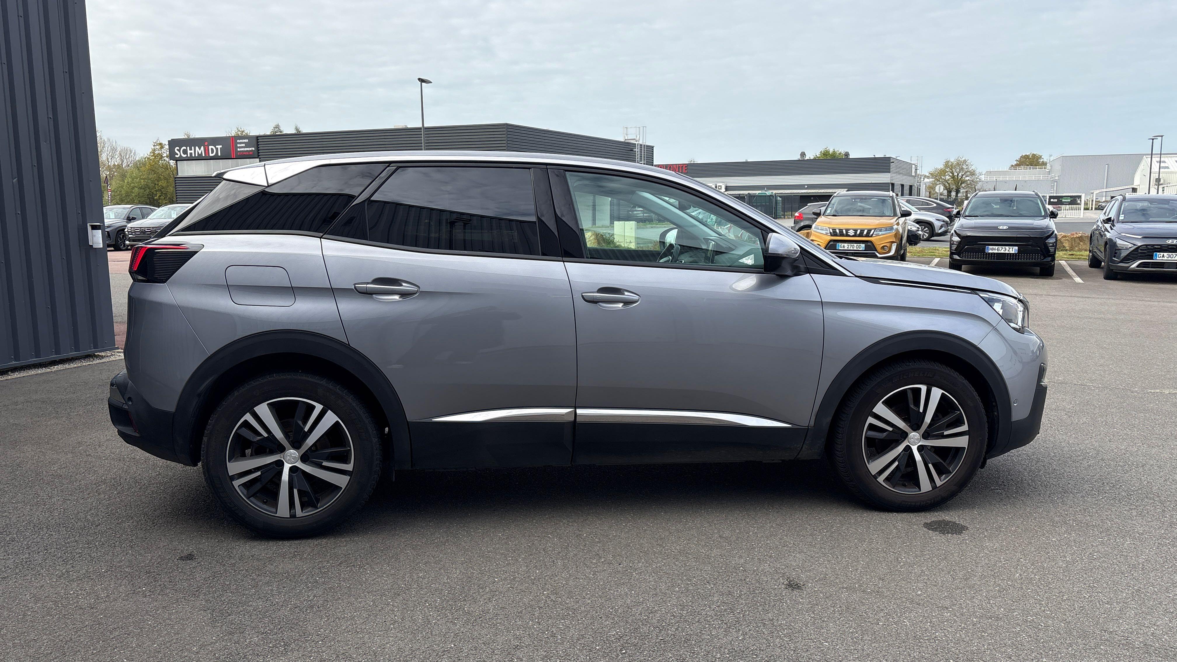 PEUGEOT 3008 BlueHDi 130ch S&S BVM6 Allure - Véhicule Occasion Océane Auto