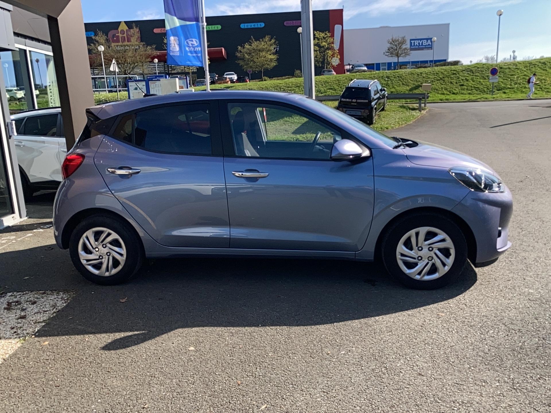 HYUNDAI i10 1.0 67 BVR Creative - Véhicule Occasion - Océane Auto HYUNDAI i10 1.0 67 BVR Creative - Véhicule Occasion Océane Auto